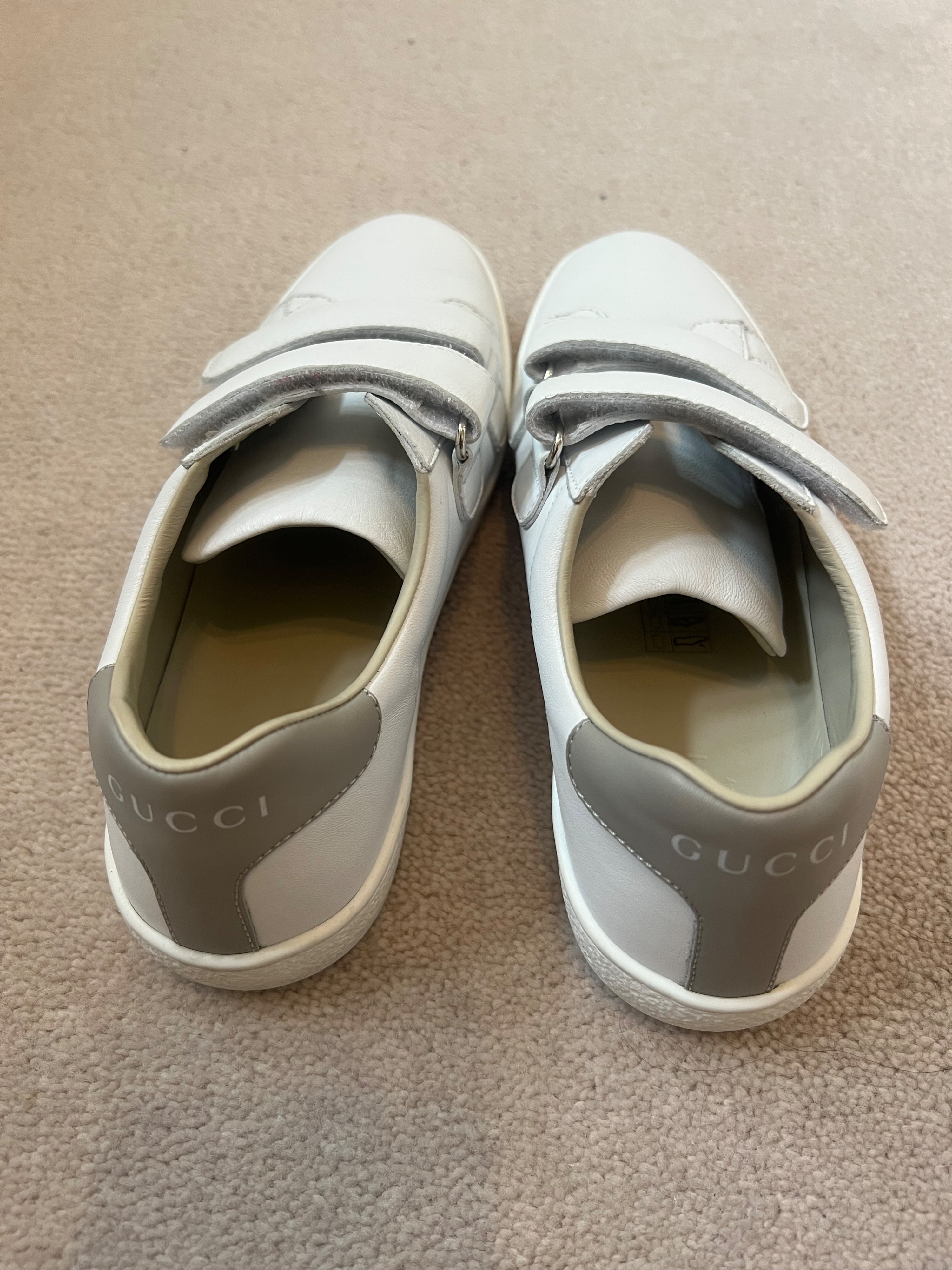 Boys Preowned Gucci white leather velcro strap trainers Size 6 Years +