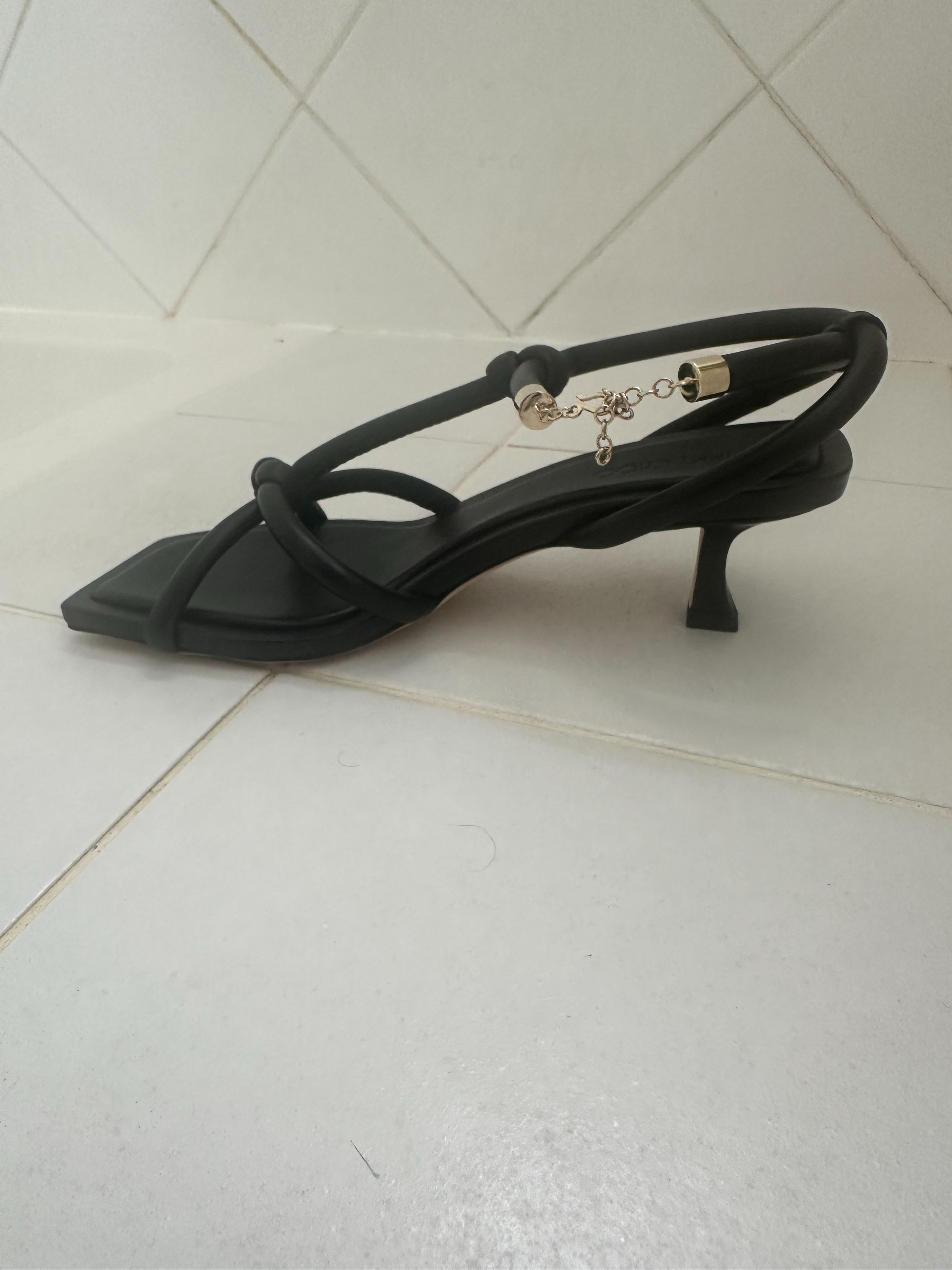 Jimmy Choo Black Fort 50 Knotted Sandals Size 37.5 leather