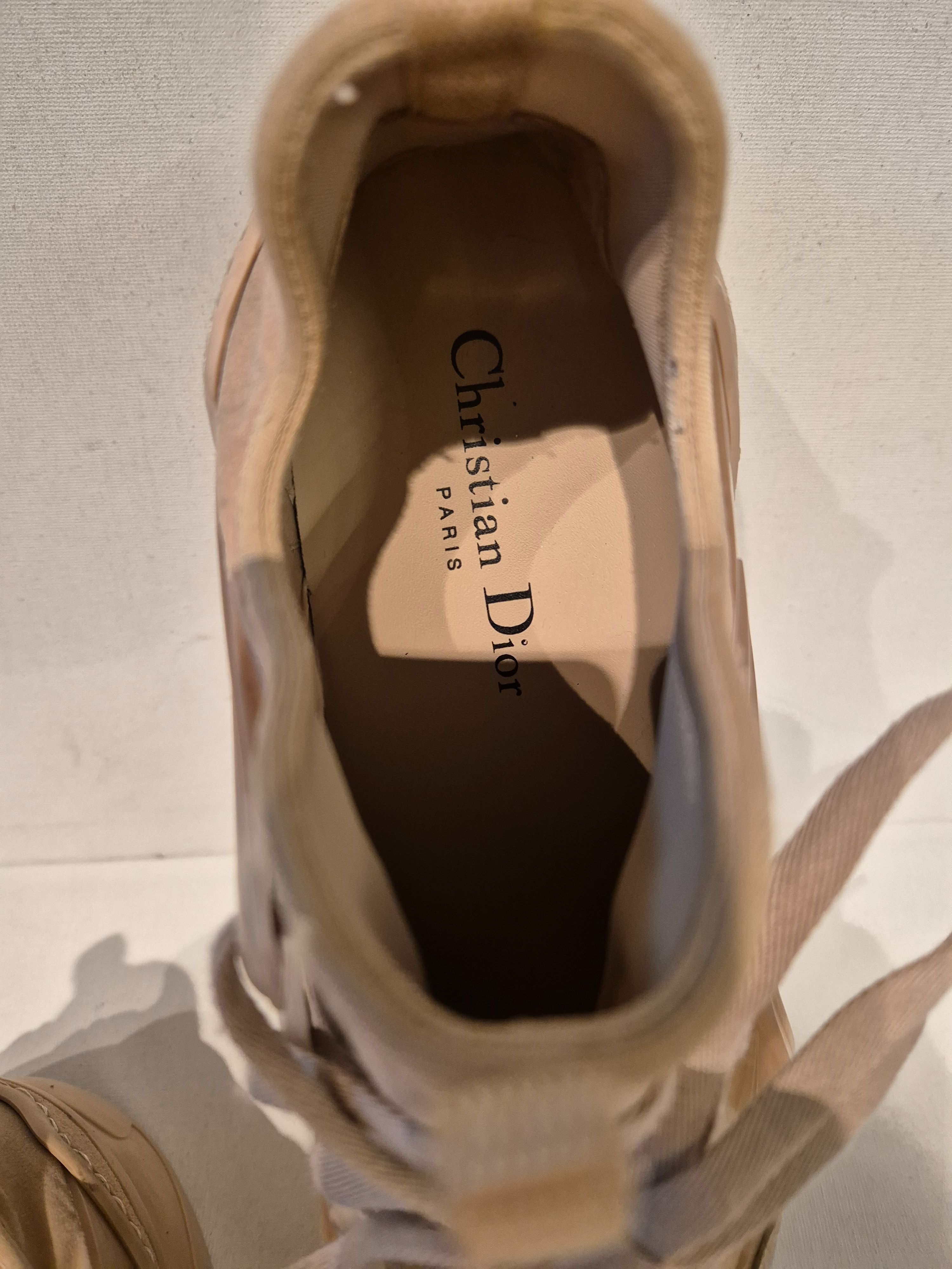 Preowned Dior Nude D-Connect Sneakers Size 39 cloth