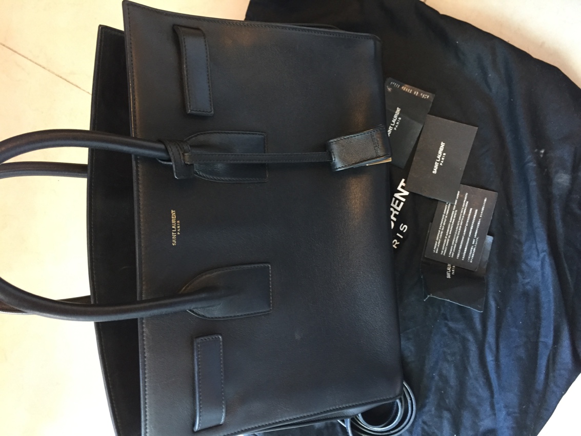 Preowned Saint Laurent Small Black Sac Du Jour Tote leather