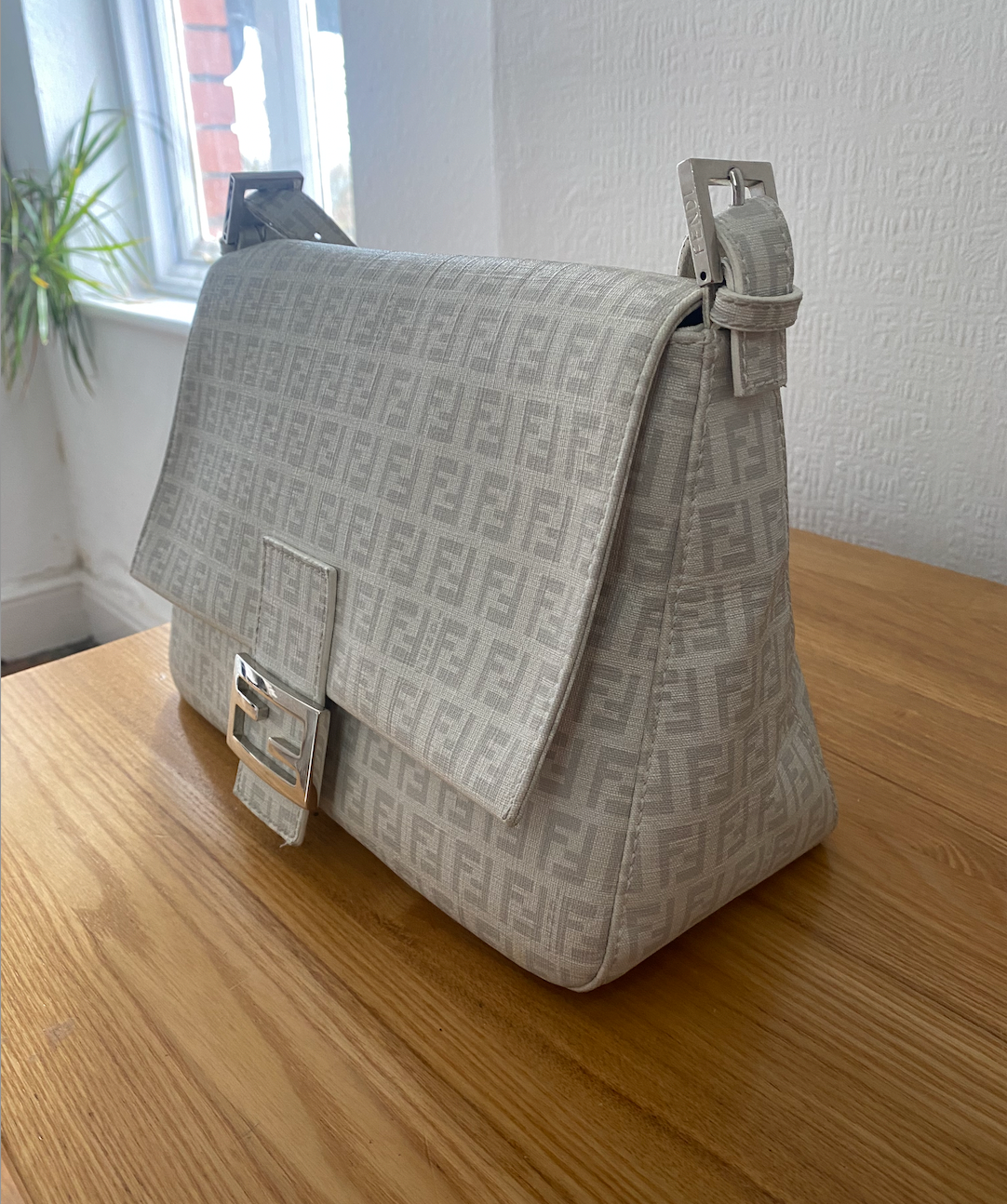 Preowned Fendi Zucchino Mama Baguette white canvas