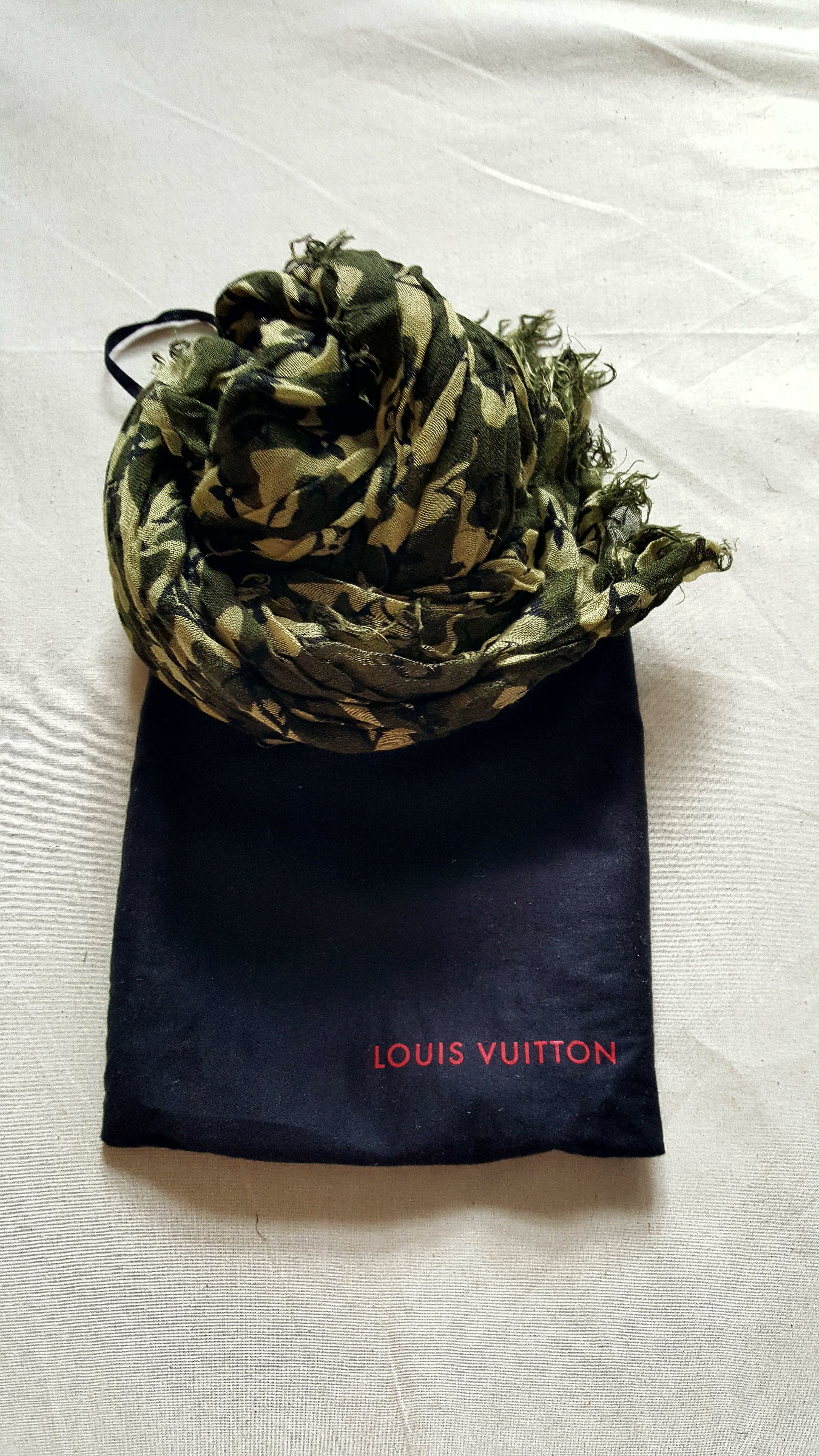 Louis Vuitton x Takashi Murakami Camouflage Scarf Green Cargo cashmere/silk