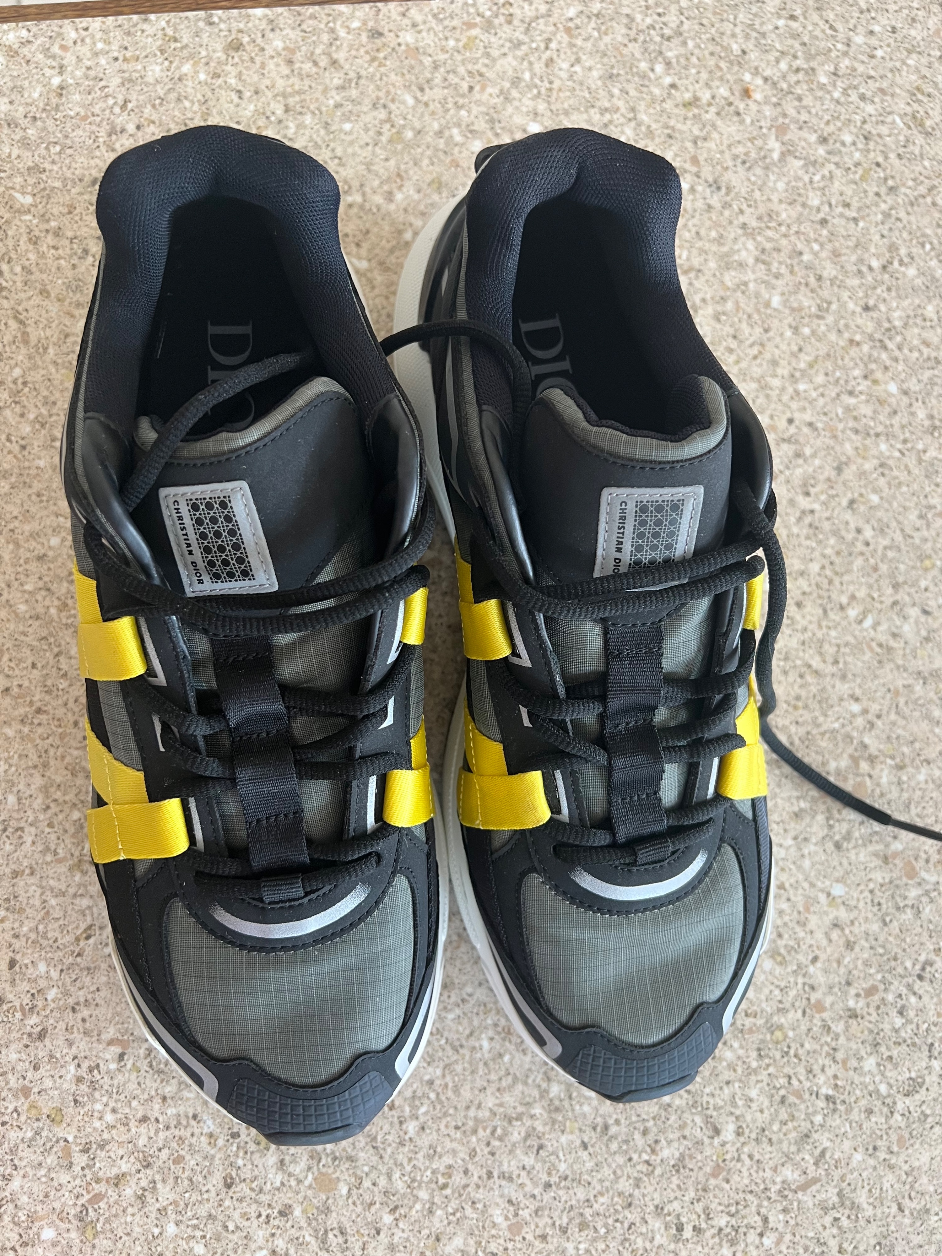 Men's Dior B24 Runtex Black and Yellow Trainers Size 40 leather