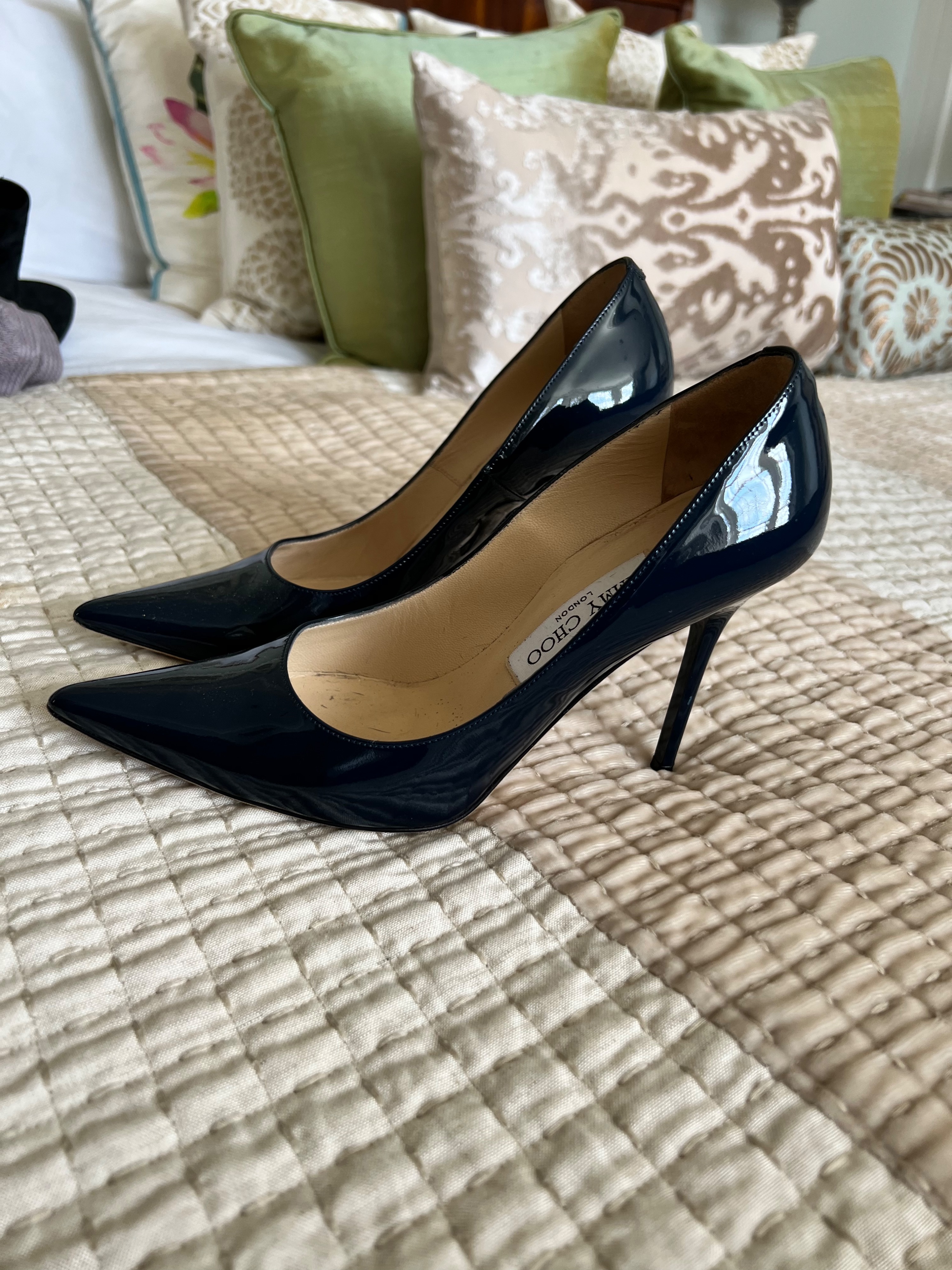 Preowned Jimmy Choo Navy Patent 100mm Pumps Size 365 Blue leather