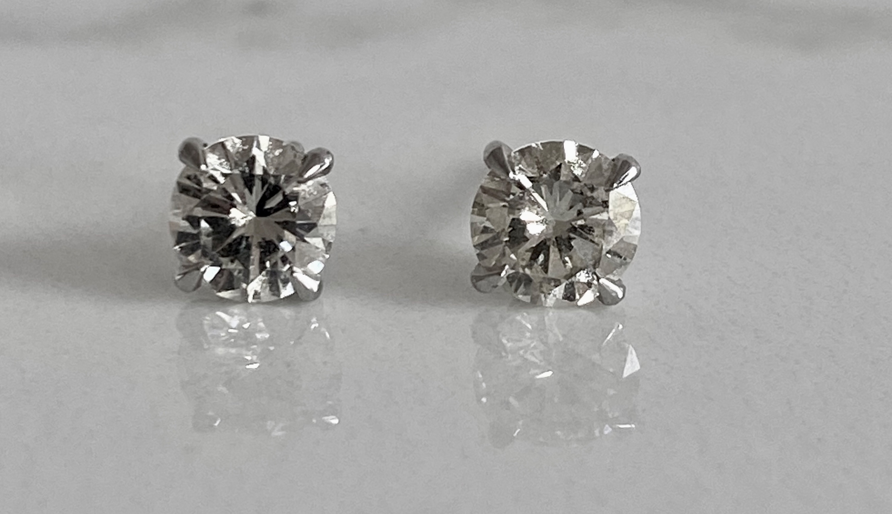 Preowned 166ct Platinum Set Diamond Solitaire Earrings silver