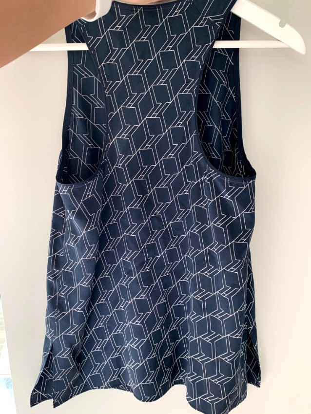 Preowned Rag  Bone Navy Printed Sleeveless Top Size S Blue silk