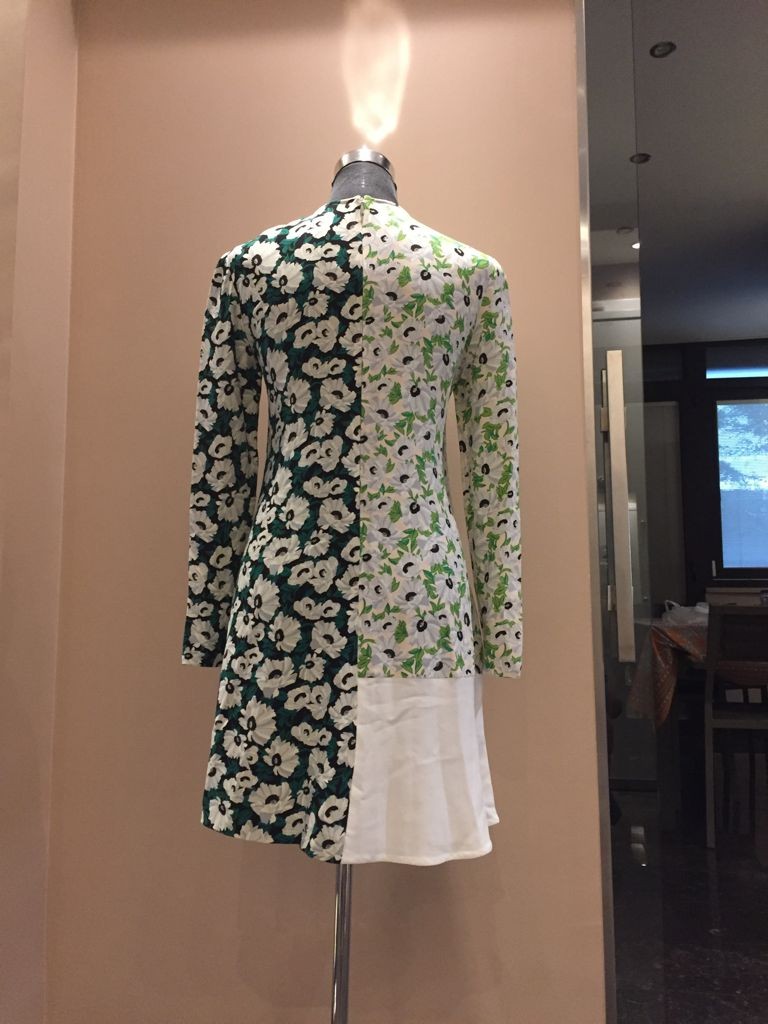 Preowned Stella McCartney Green  White Contrast Floral Print Swing Dress Animal Print viscose