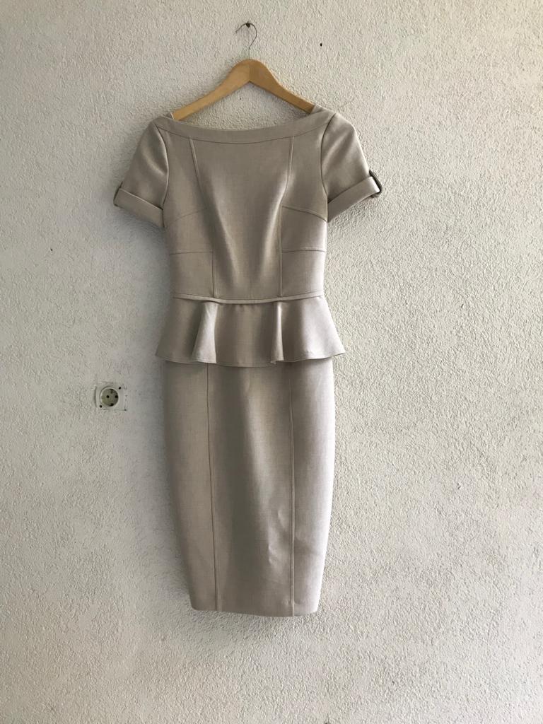 Preowned Burberry Beige Fitted Peplum Dress Beige/Nude polyester