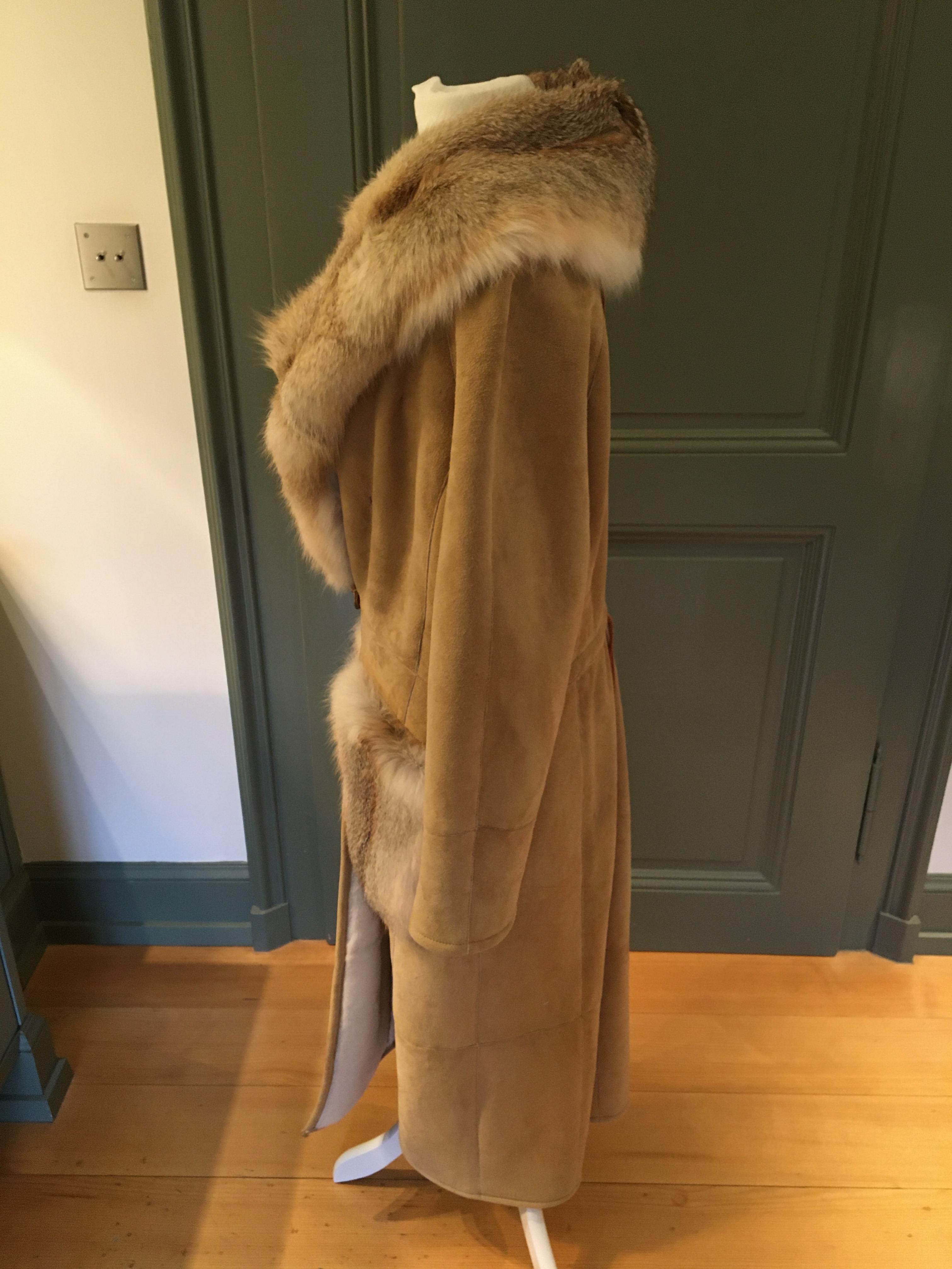 Preowned Ermanno Scervino Sheepskin Coat with Fox Fur Collar Size XS Beige/Nude