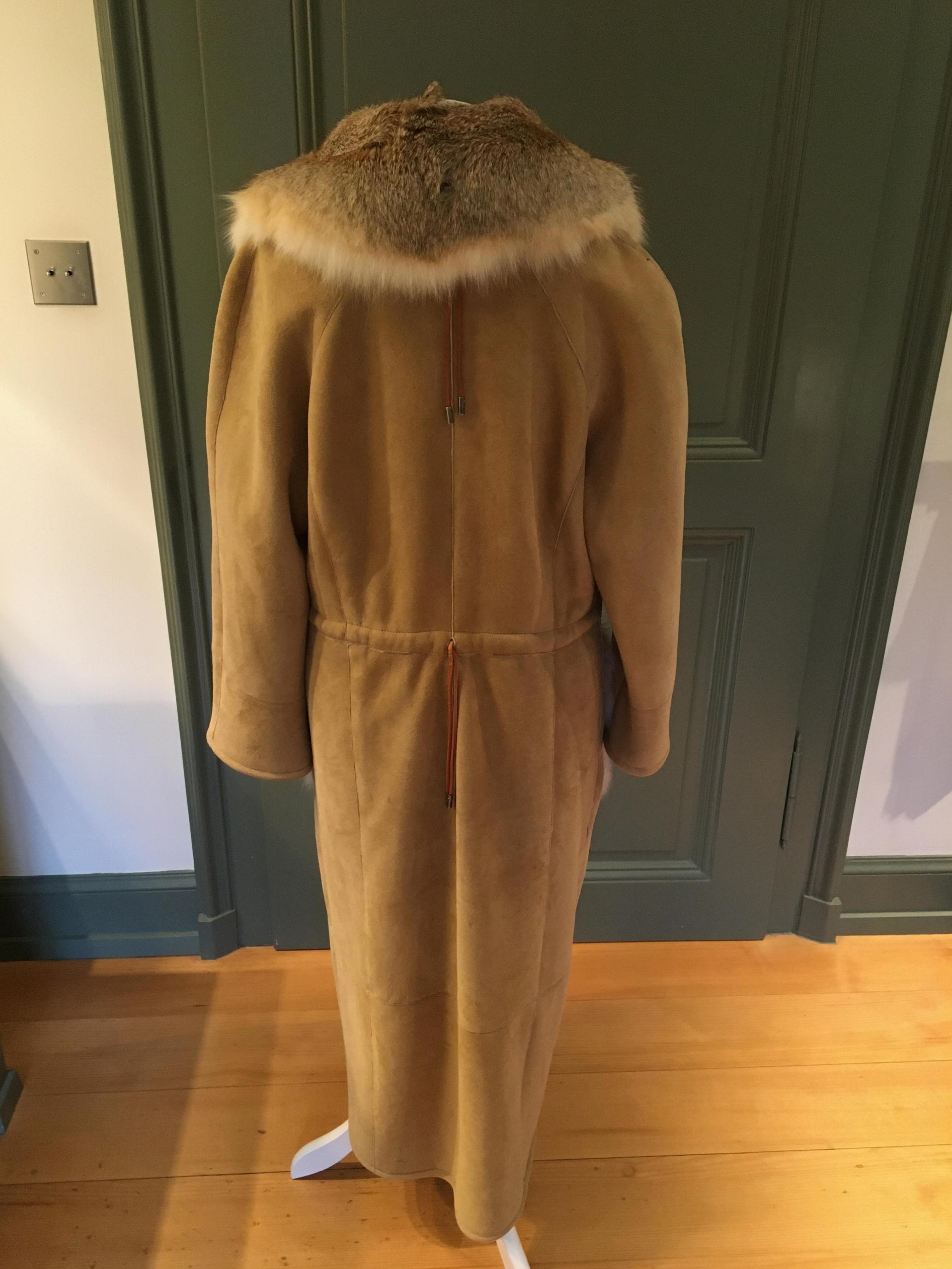 Preowned Ermanno Scervino Sheepskin Coat with Fox Fur Collar Size XS Beige/Nude