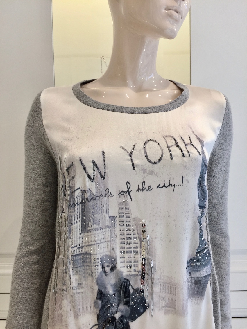 Blumarine Blugirl Folies Silk New York Scene Swarovski Crystal Long Sleeve Top Size S Grey