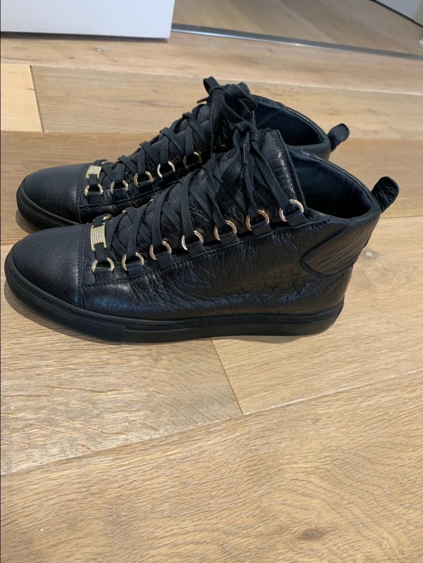 Preowned Balenciaga Arena black leather trainers Size 38