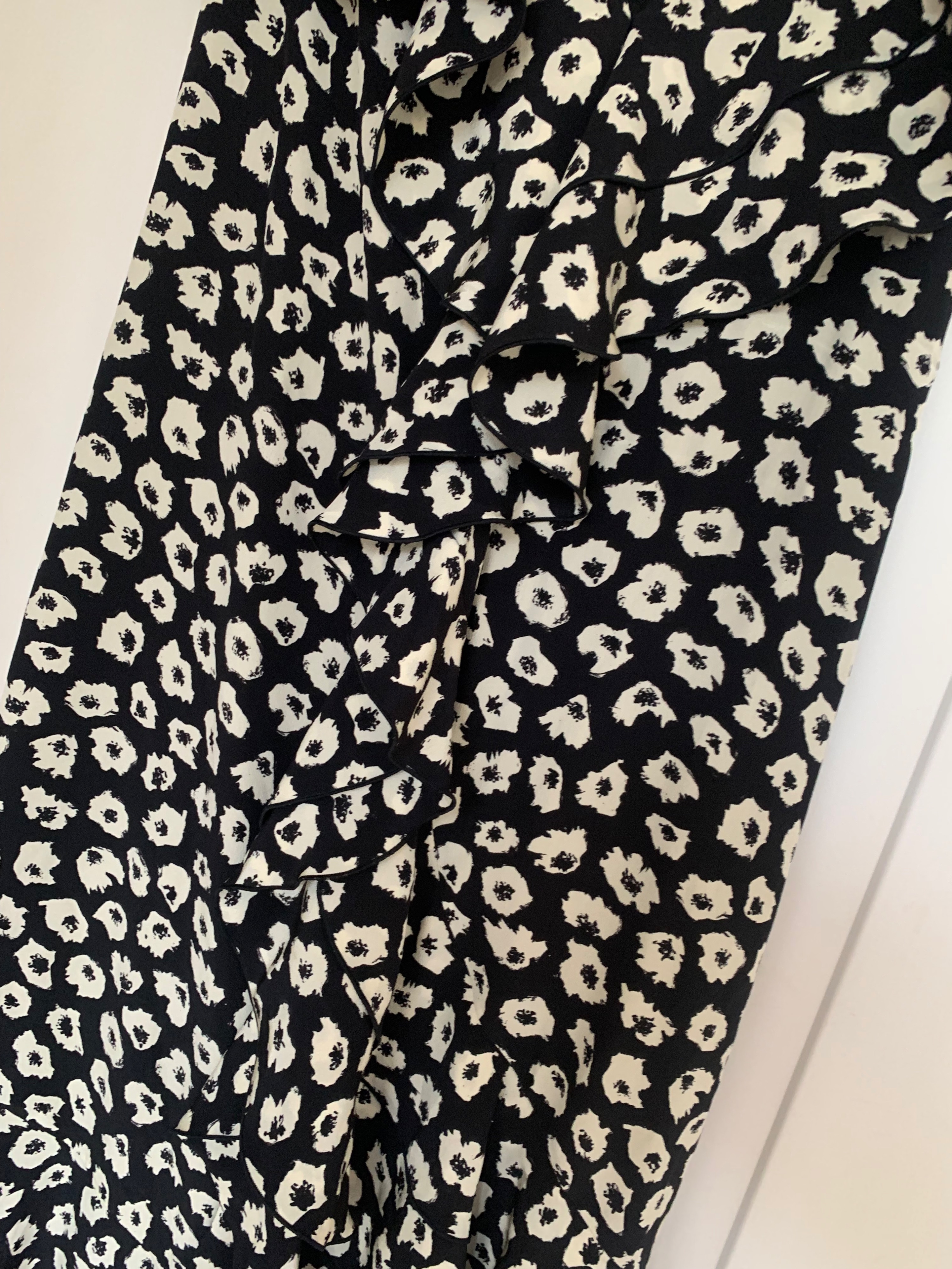 Preowned Proenza Schouler Floral-Print Silk-Crepe Midi Dress Size S Black and cream silk