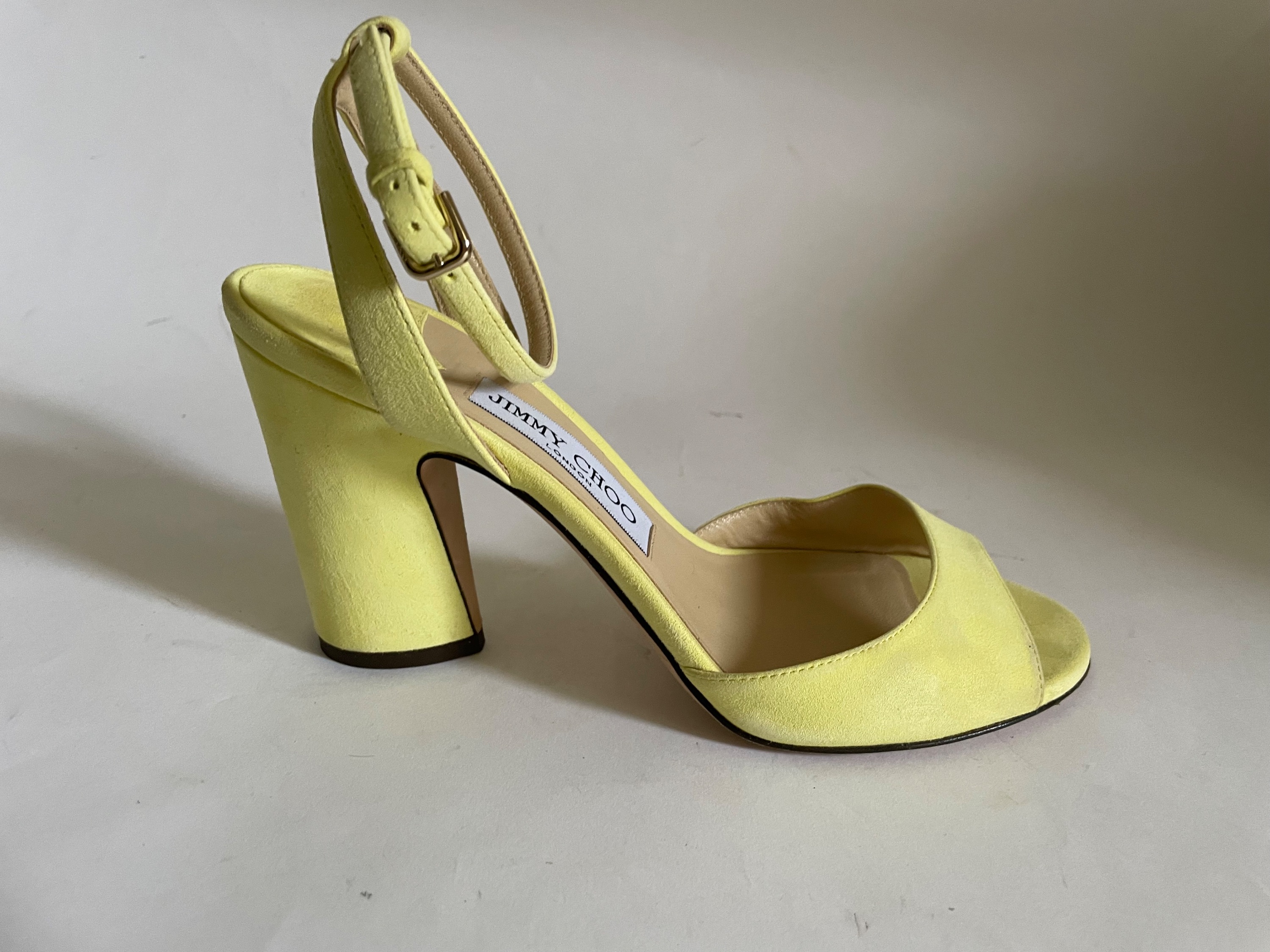 Preowned Jimmy Choo Miranda 85 Pale Yellow Suede Block Heel Sandals Size 37