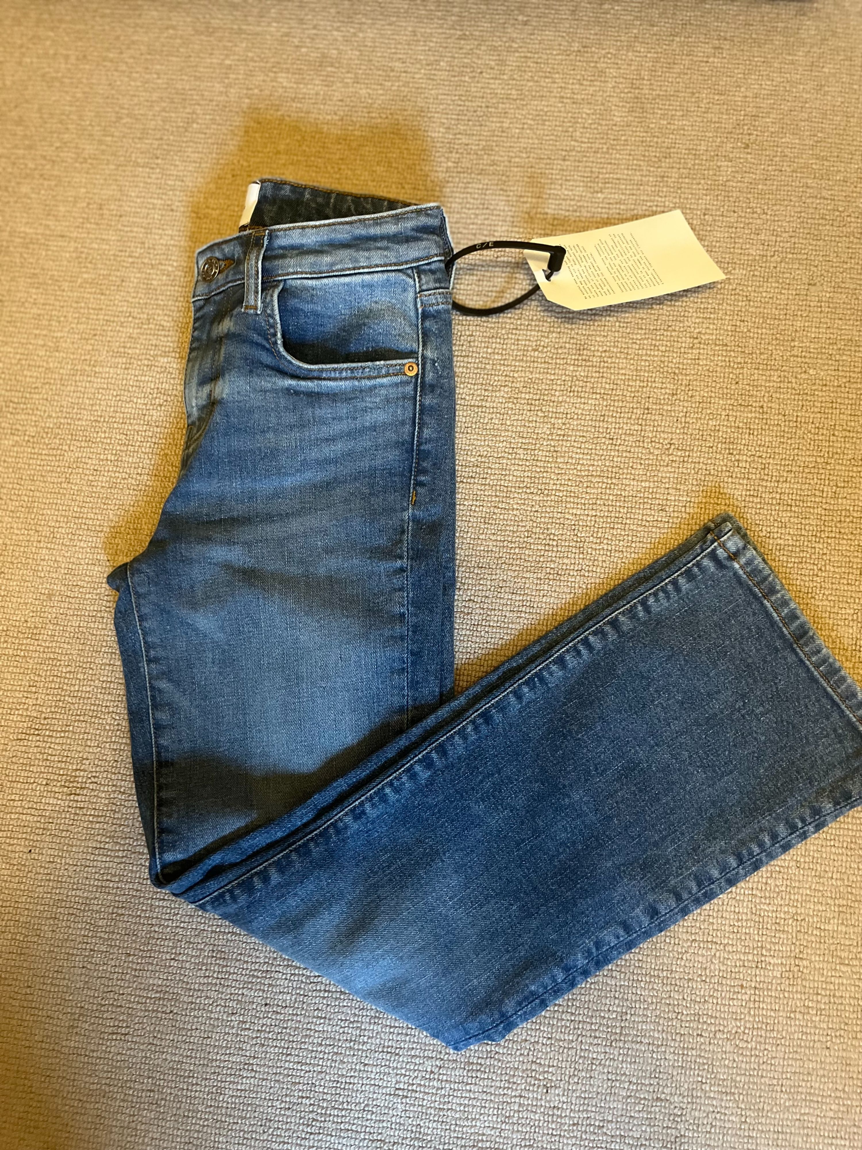 Current Elliott Mid-wash denim Lou cropped kickflare jeans Size 25/63