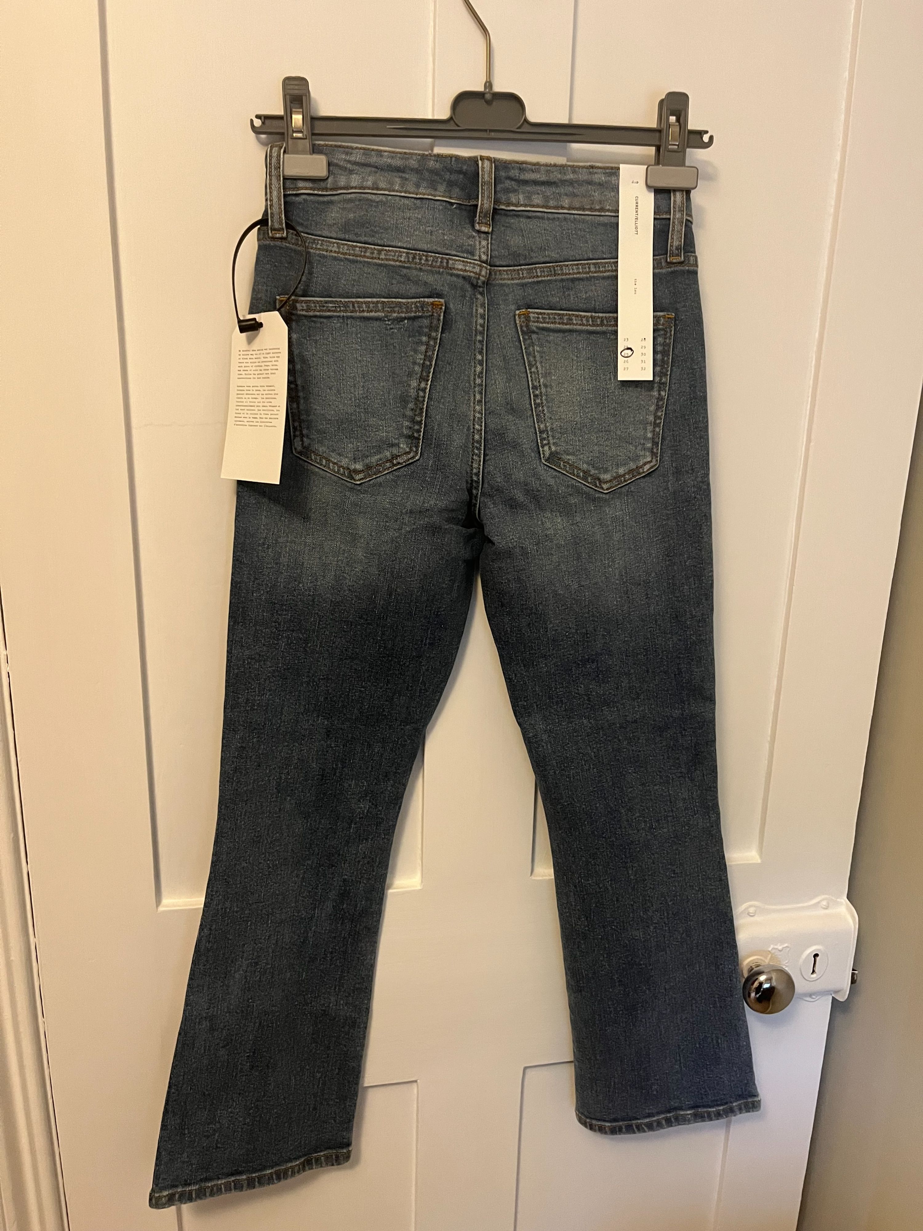 Current Elliott Mid-wash denim Lou cropped kickflare jeans Size 25/63