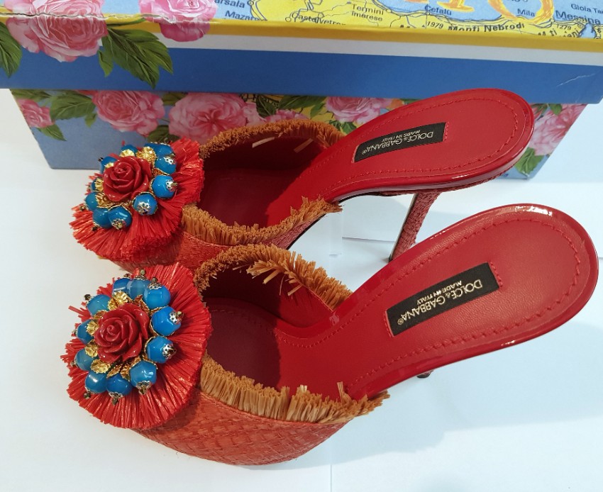 Dolce  Gabbana Raffia Embellished Mules Size 375 Orange