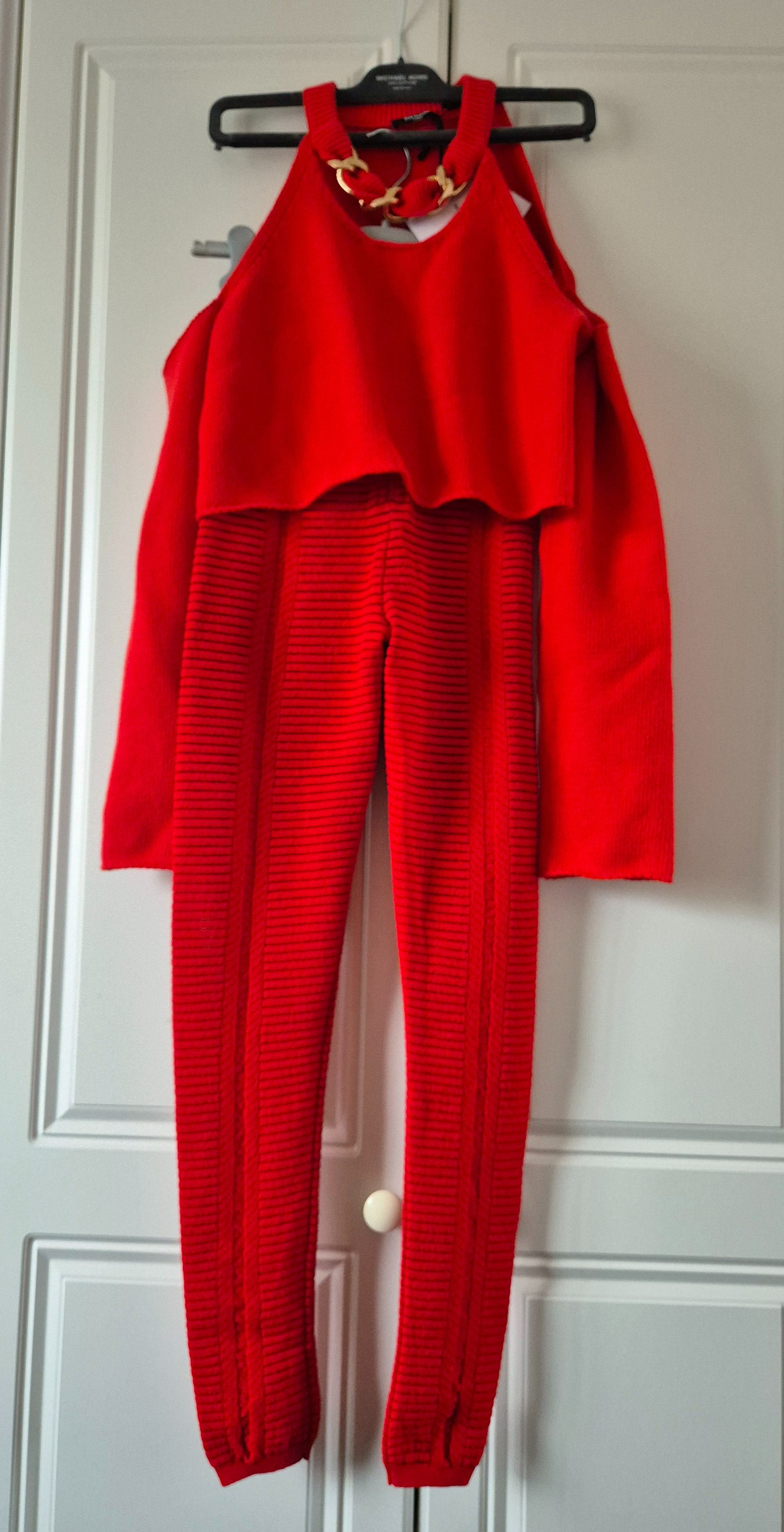 Balmain SS22 Red Cropped Jumper and Legging Set Size S wool