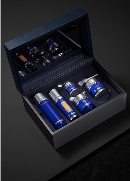 La Prairie Skin Caviar Luxury Holiday Ritual Gift Set Navy blue cream