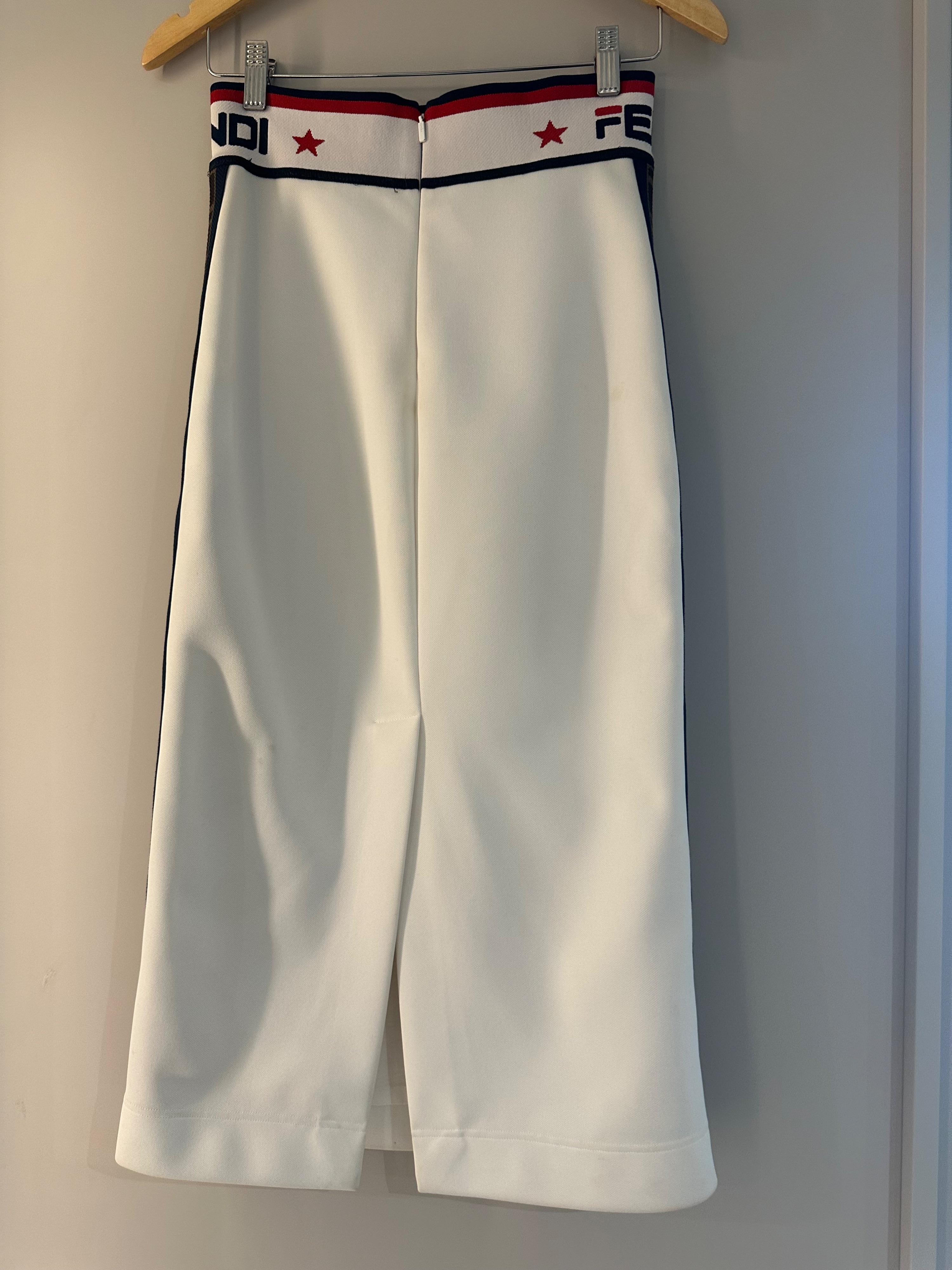 Preowned Fendi x Fila white pencil skirt Size 40 polyester