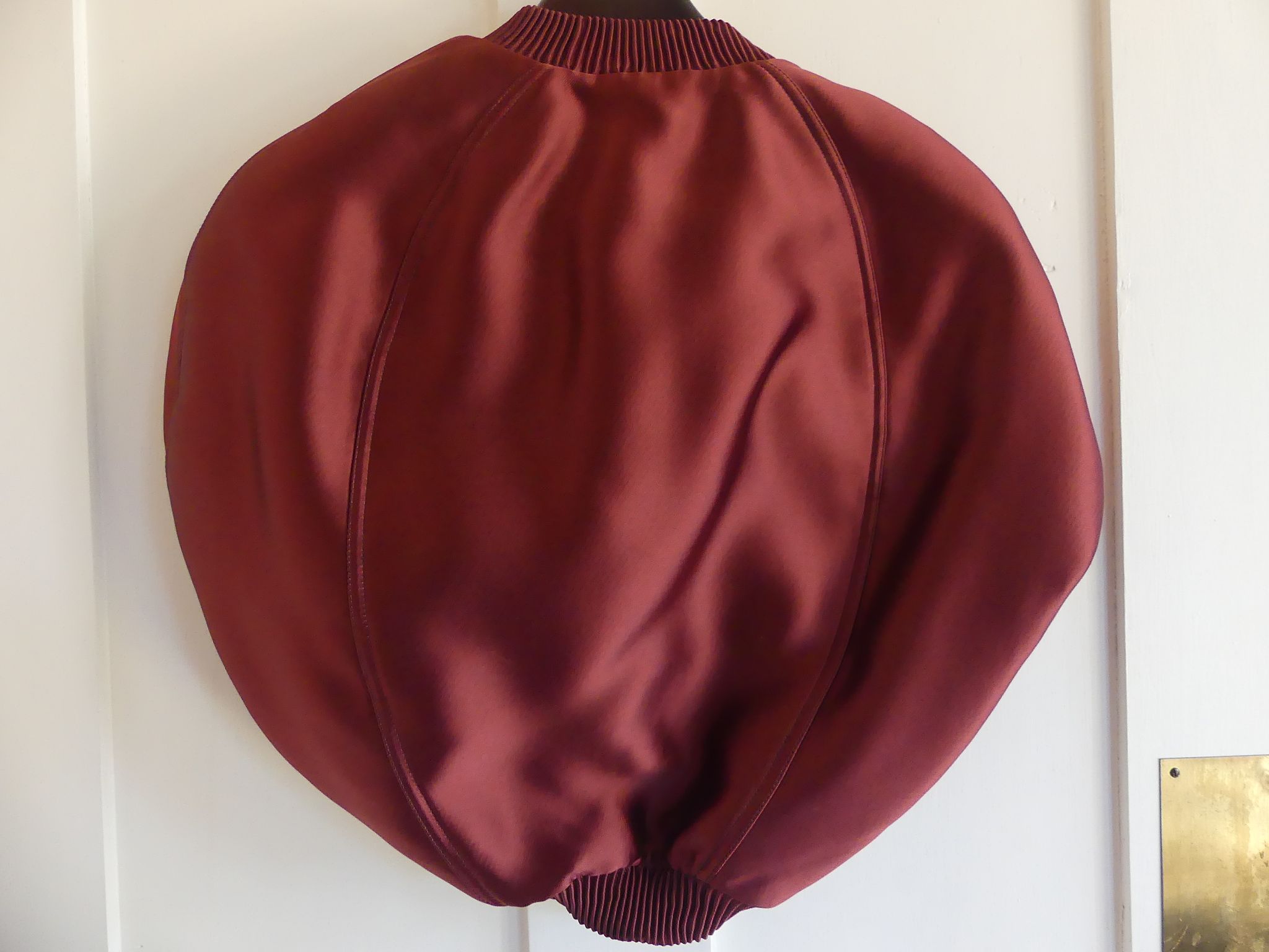 Satin Burgundy Sleeveless Prorsum Jacket Size M polyester