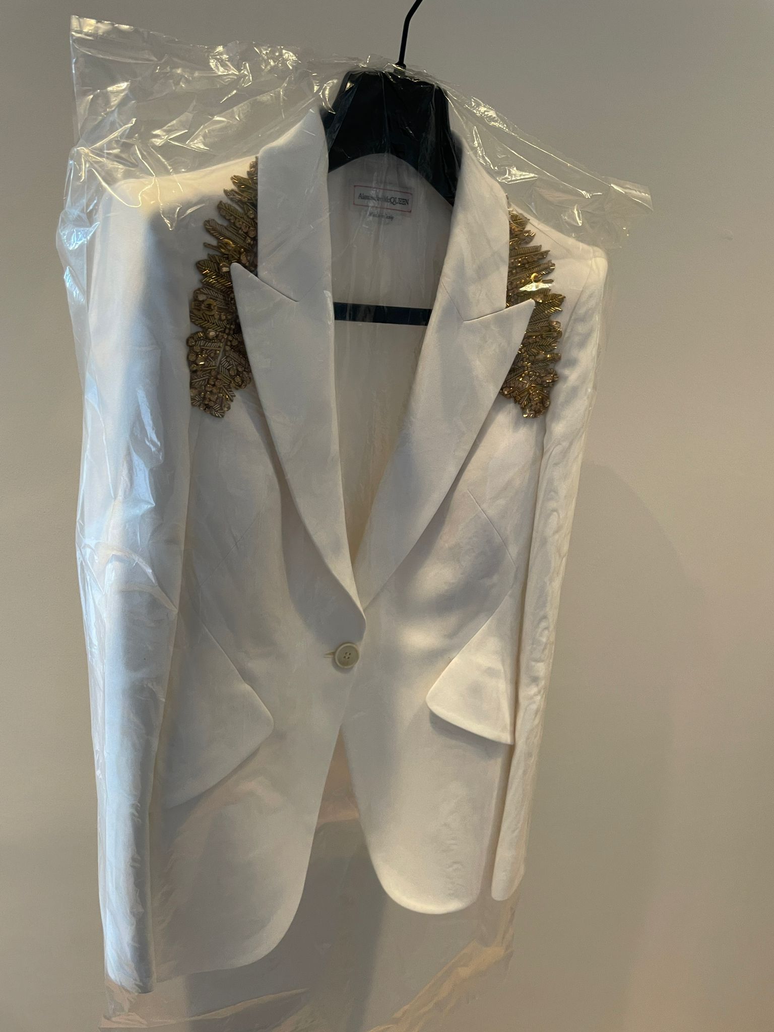 Preowned Alexander McQueen White Leaf Embellished Single Breasted Blazer Size 38 viscose