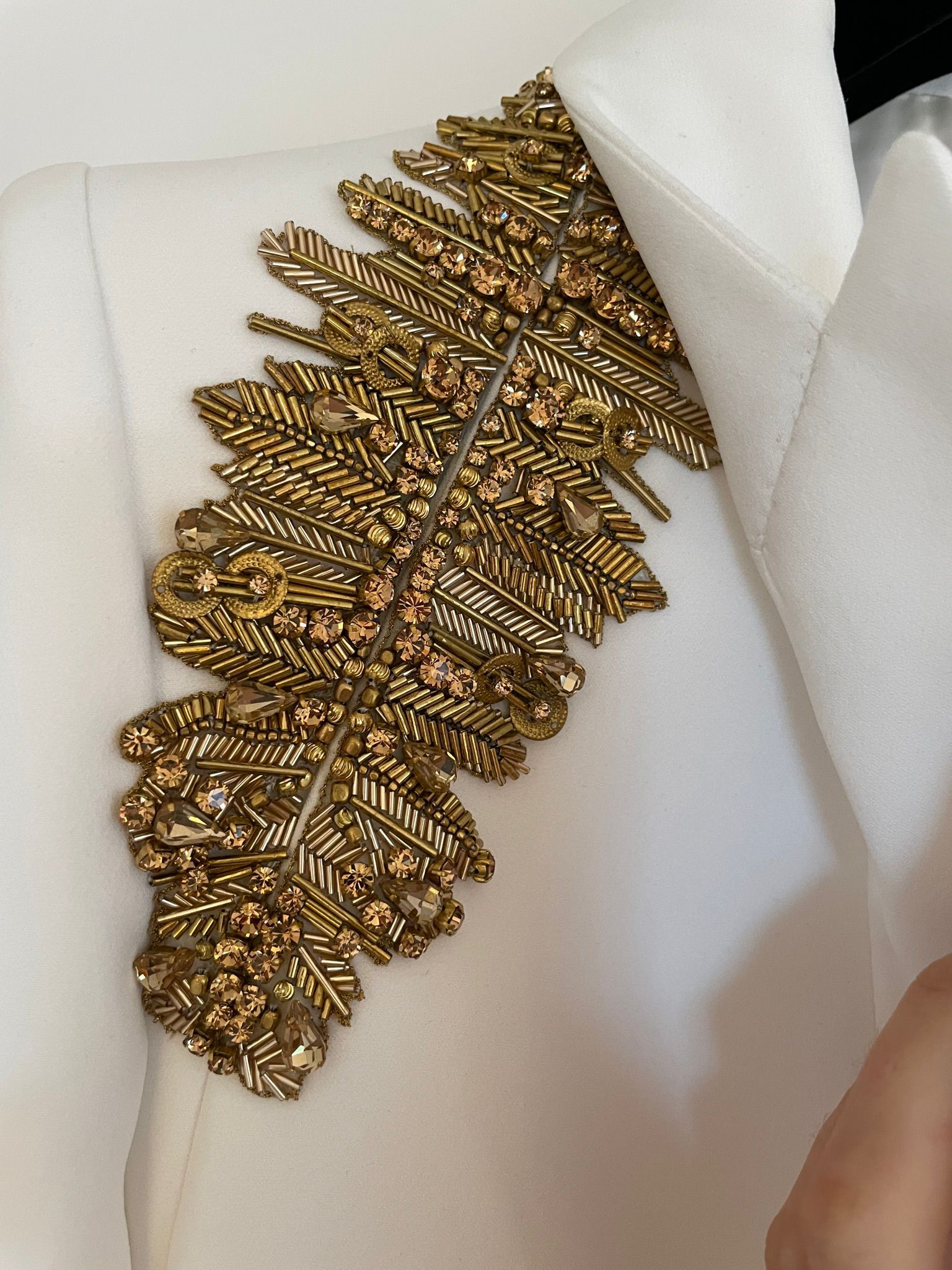 Preowned Alexander McQueen White Leaf Embellished Single Breasted Blazer Size 38 viscose