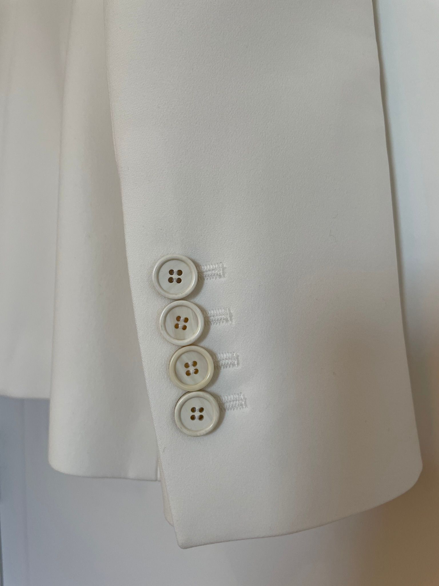 Preowned Alexander McQueen White Leaf Embellished Single Breasted Blazer Size 38 viscose