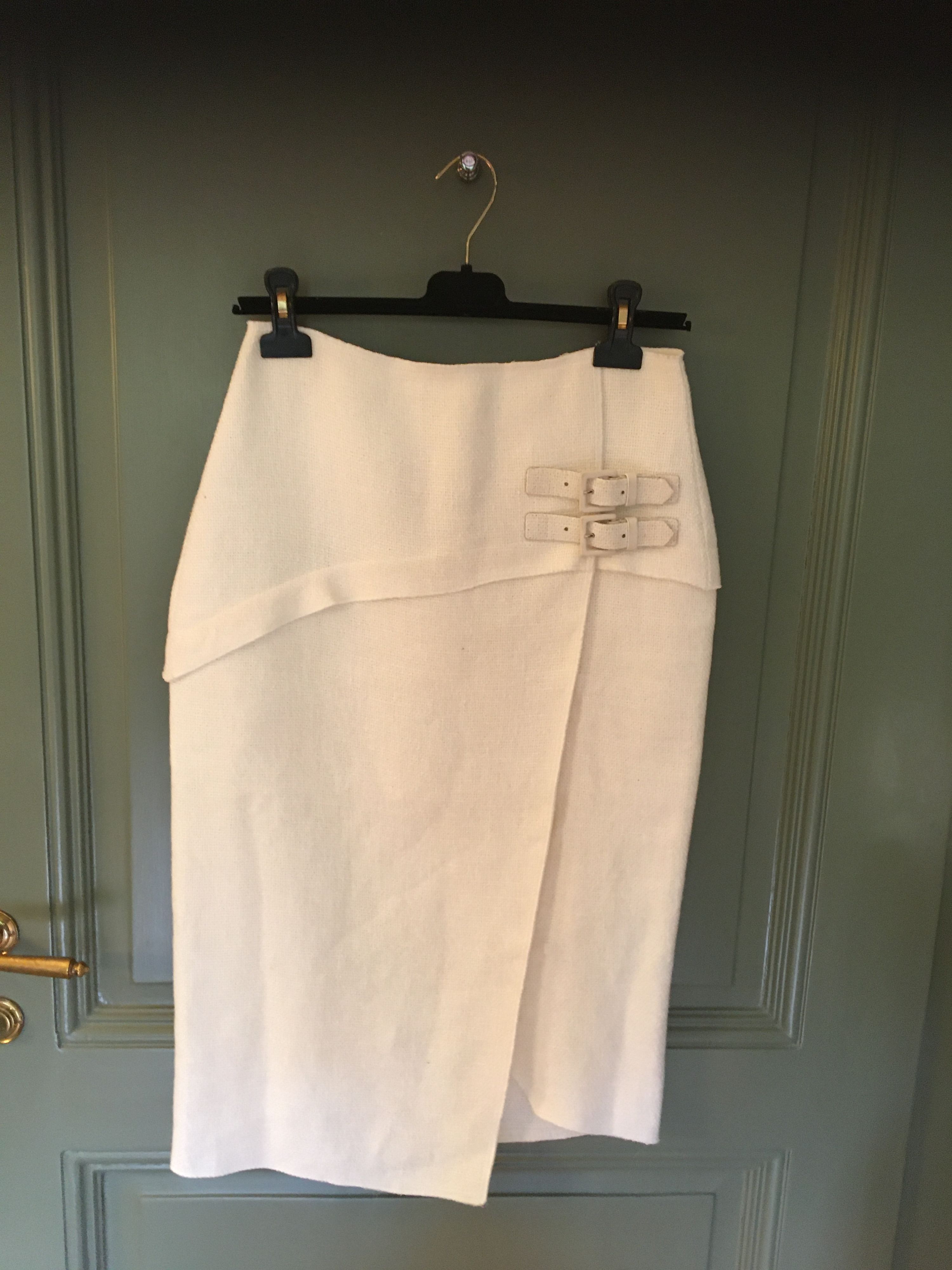 Preowned Ermanno Scervino White Linen Buckle Skirt Size M