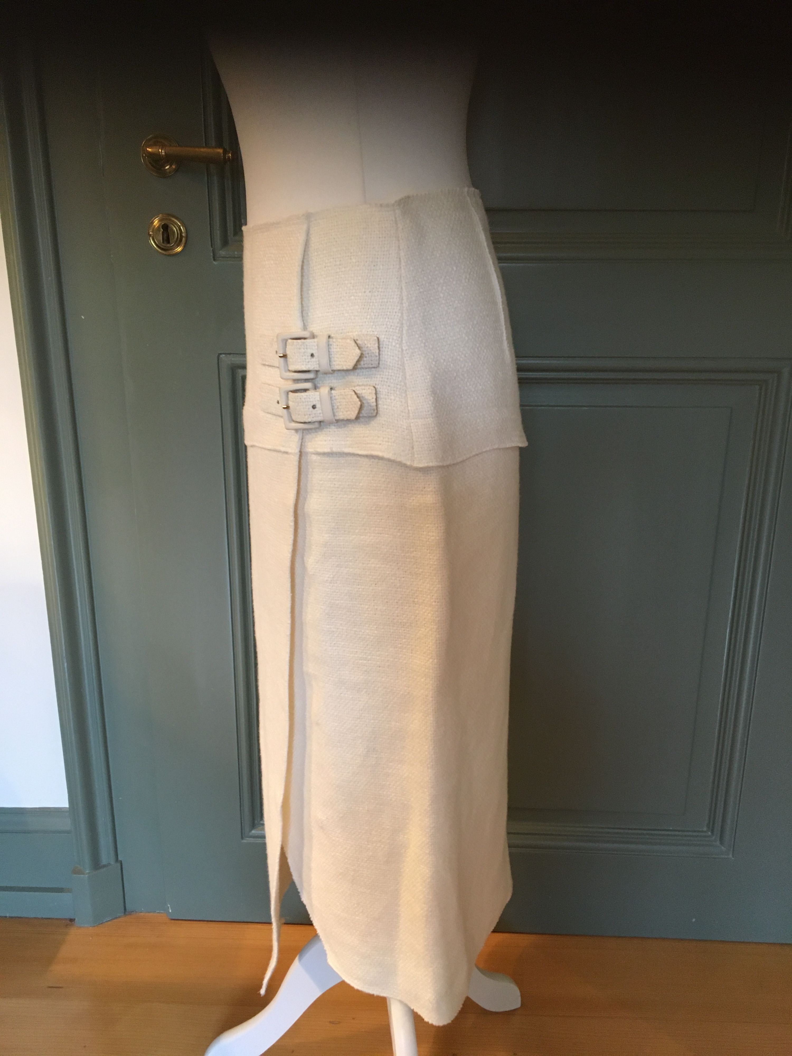 Preowned Ermanno Scervino White Linen Buckle Skirt Size M