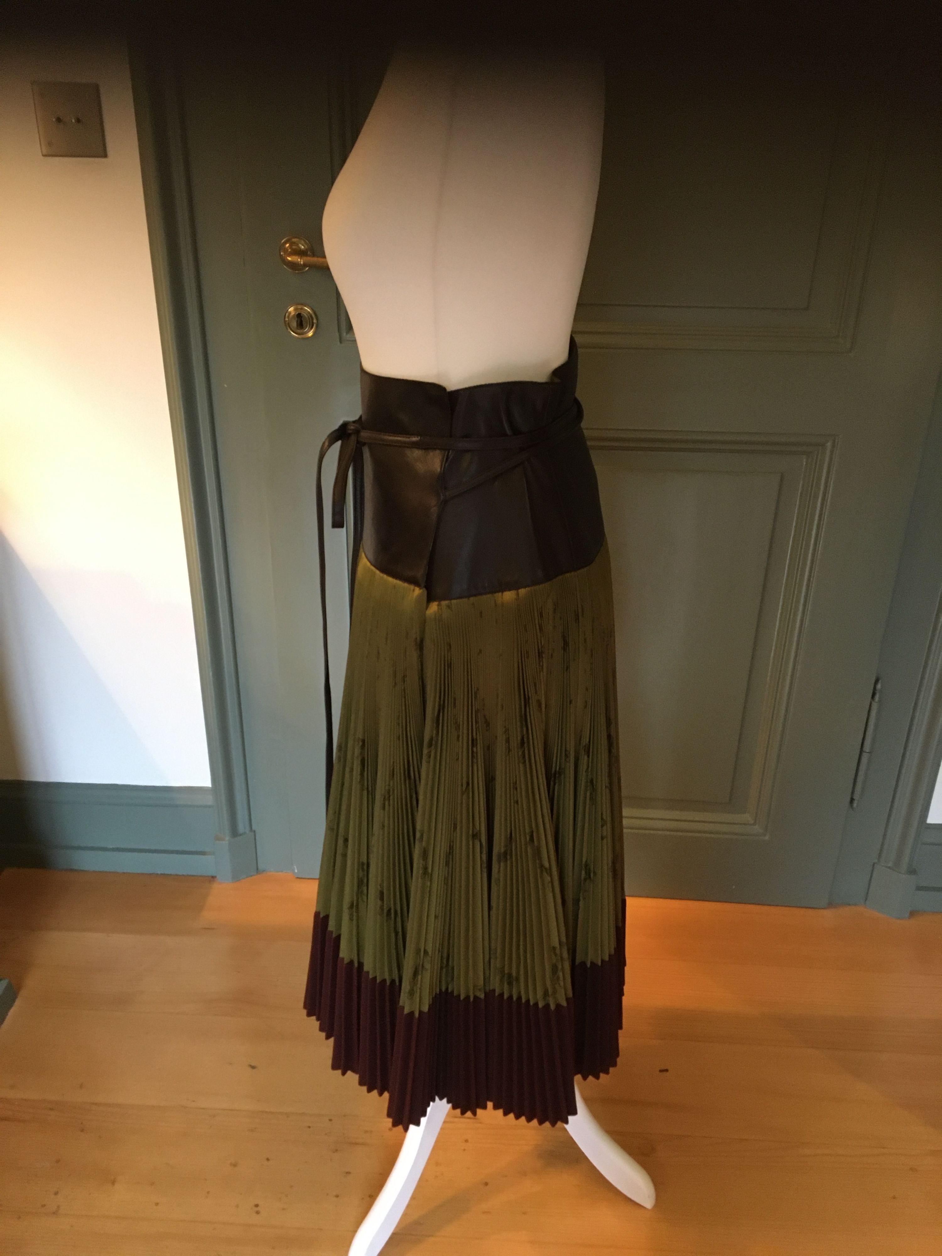 Preowned Hermes Plisse Silk  Leather Midi Skirt Size S green and burgundy