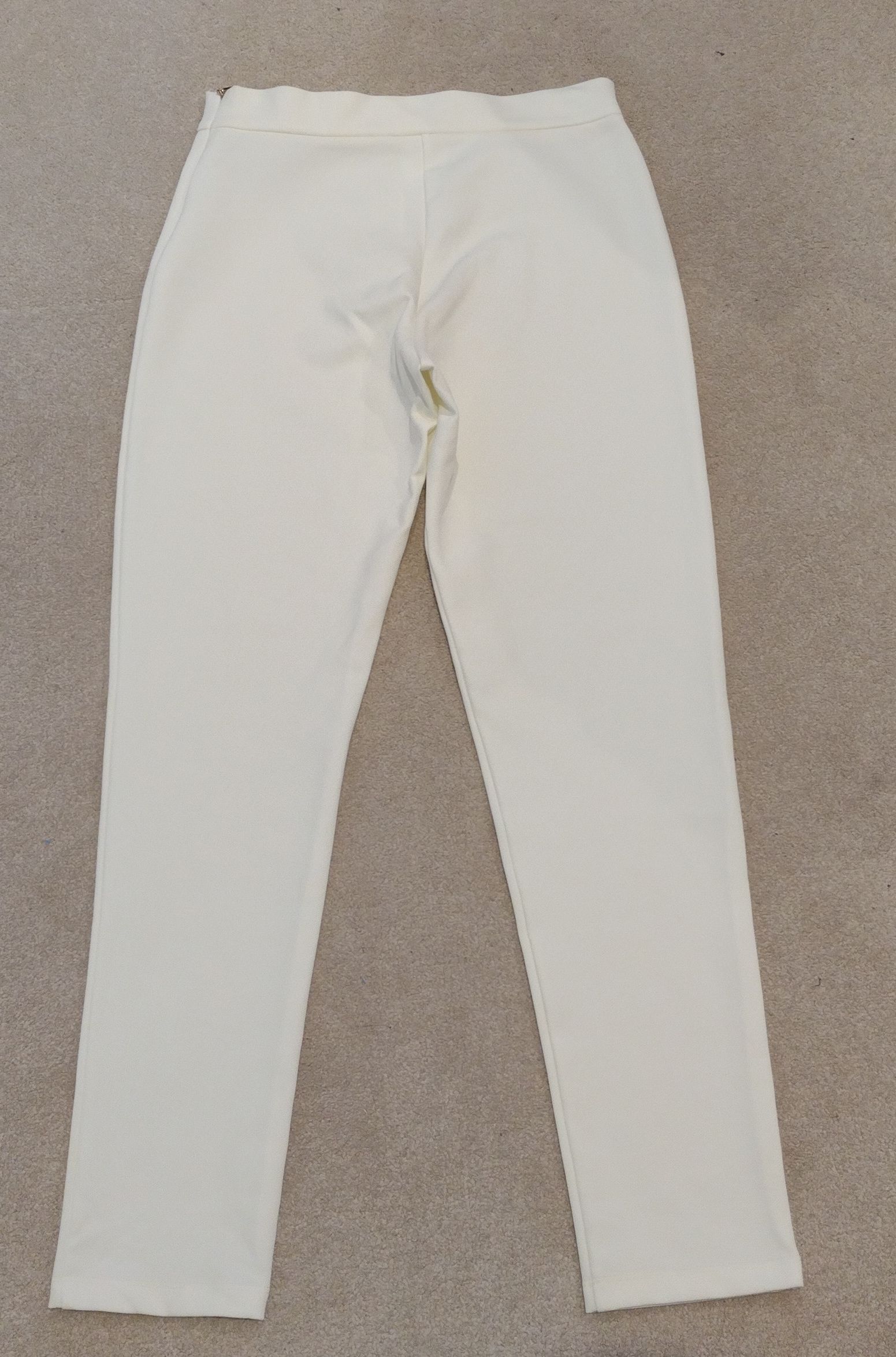 Preowned MaxMara Cream Cropped Stretch Pants Size S polyamide/elastane