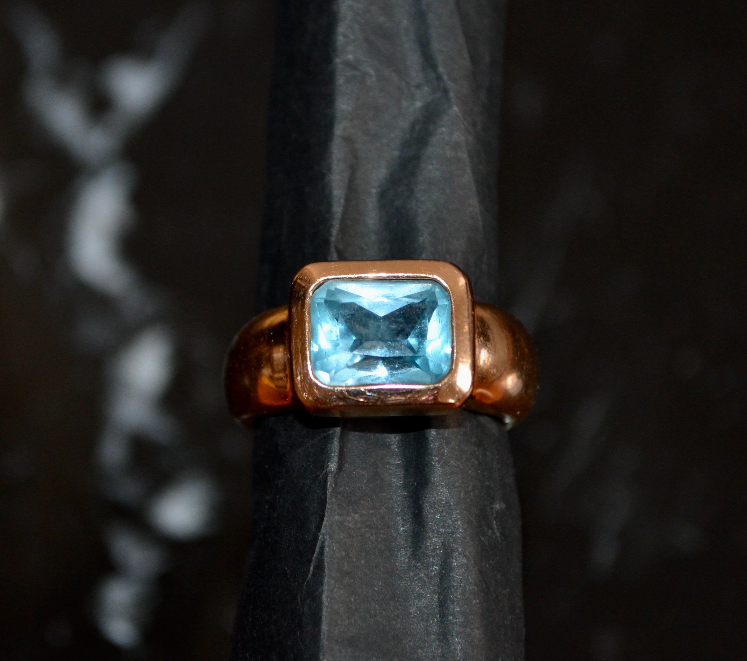 Preowned Vintage Blue Topaz Rose Gold Cocktail Ring - Size 54 rose gold blue