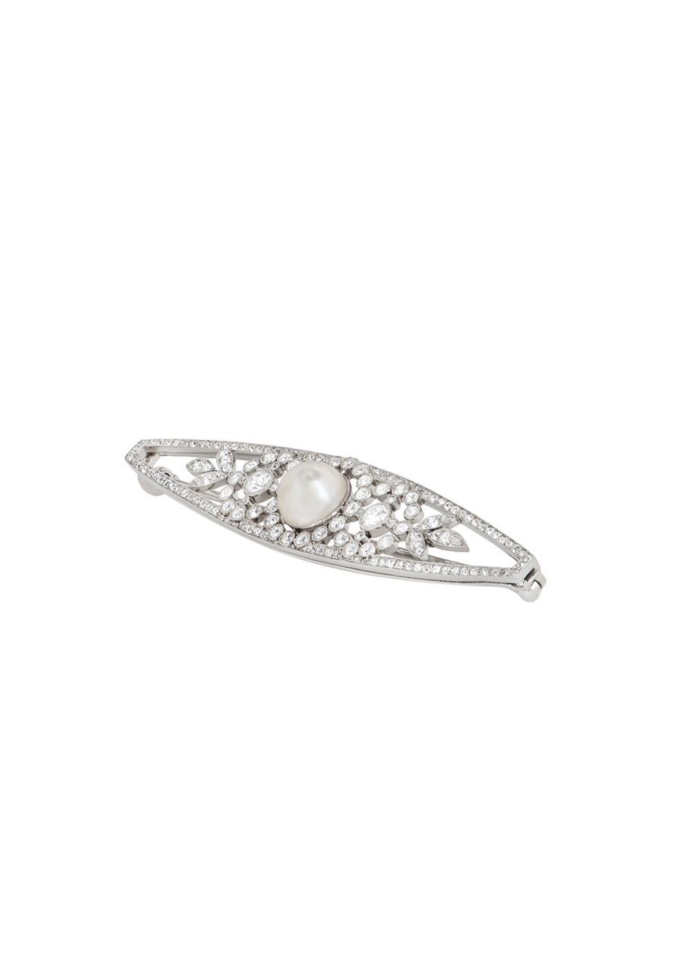 Preowned platinum diamond  pearl brooch White