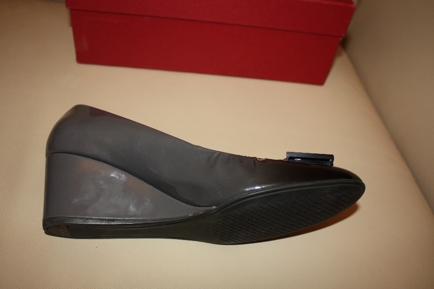 Preowned Salvatore Ferragamo Ombre Wedge Pumps Size 40 Grey leather