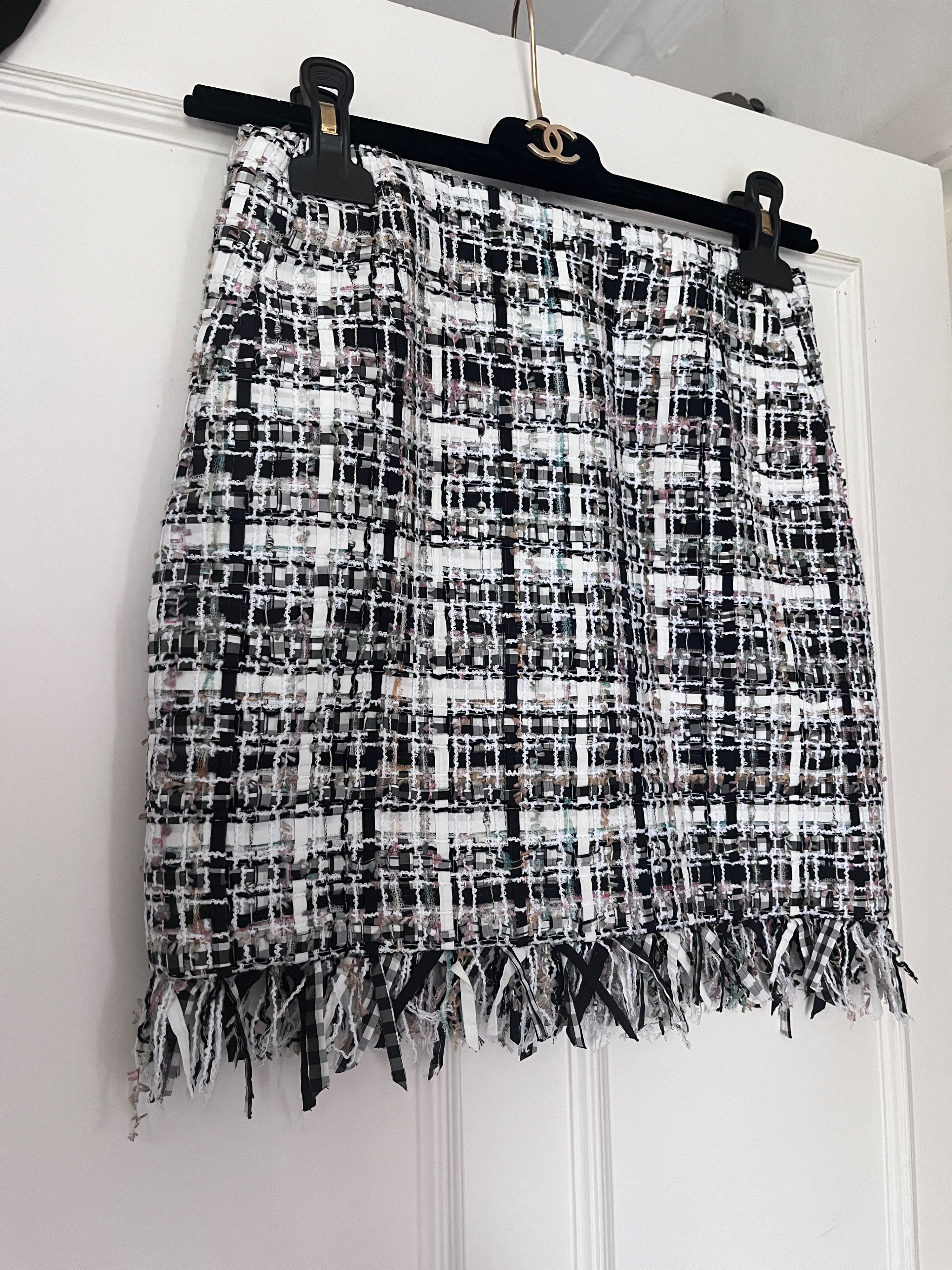 Chanel 22C  Black and White Tweed Mini Skirt Size XS Black white browns woven tweed