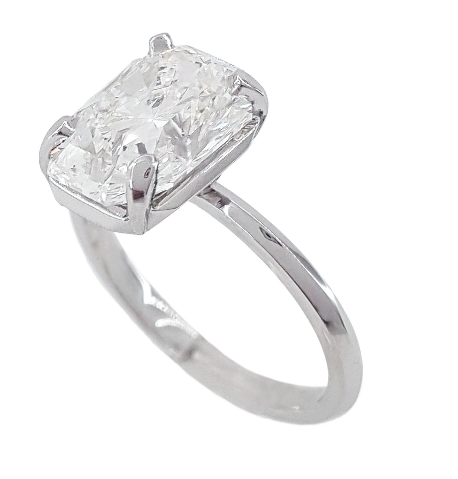 Verde 2ct IGI Certified Lab-grown Radiant Cut Diamond Ring White Gold k white gold/lab-grown diamond