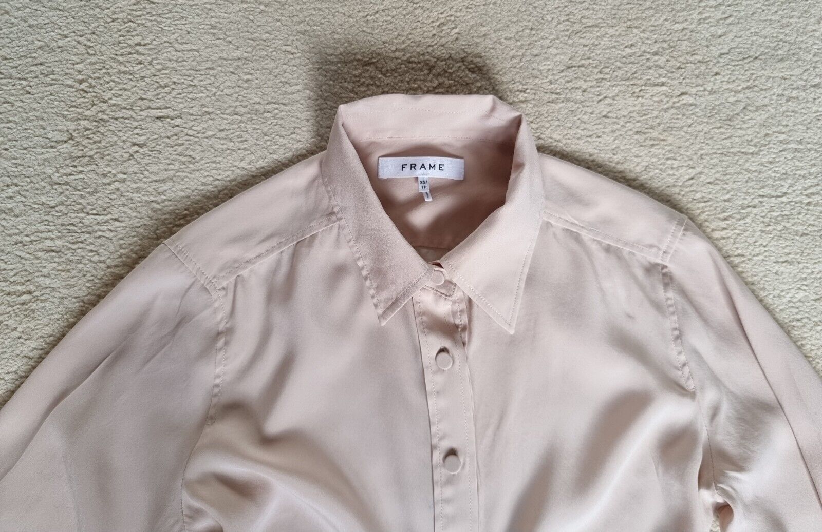 Frame Champagne stretch-silk ruched blouse Size XS beige silk