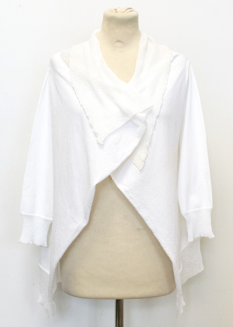 Preowned Liviana Conti White Open Front Cardigan Size S cotton