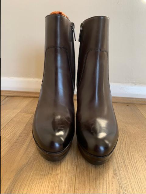 Santoni Brown Leather Heeled Ankle Boots Size 36 Tan/Brown