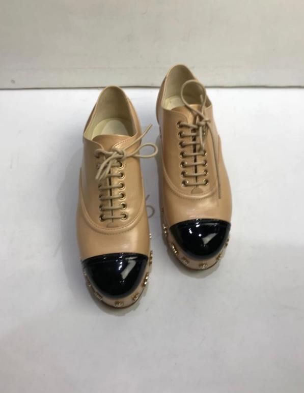 Preowned Chanel Beige Patent Leather Camellia Platform Brogues Size 36