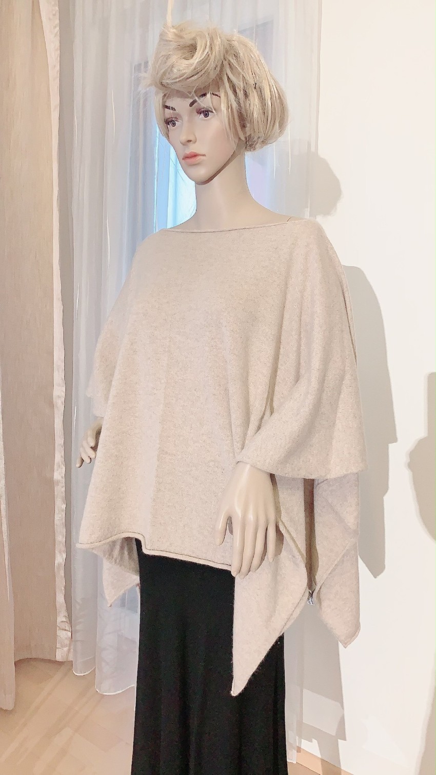 Preowned Madeleine Thompson Beige Cashmere Cape Size M Cream