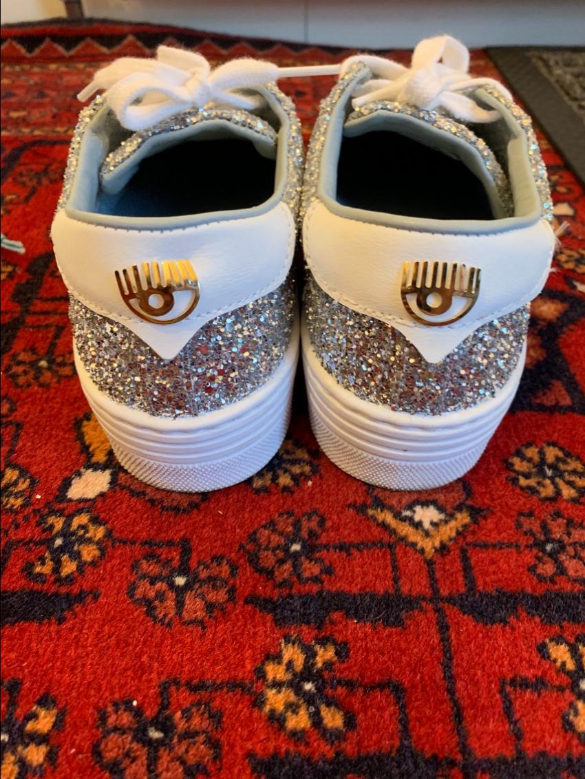 Preowned Chiara Ferragni glitter low-top trainers Size 35 Silver rubber