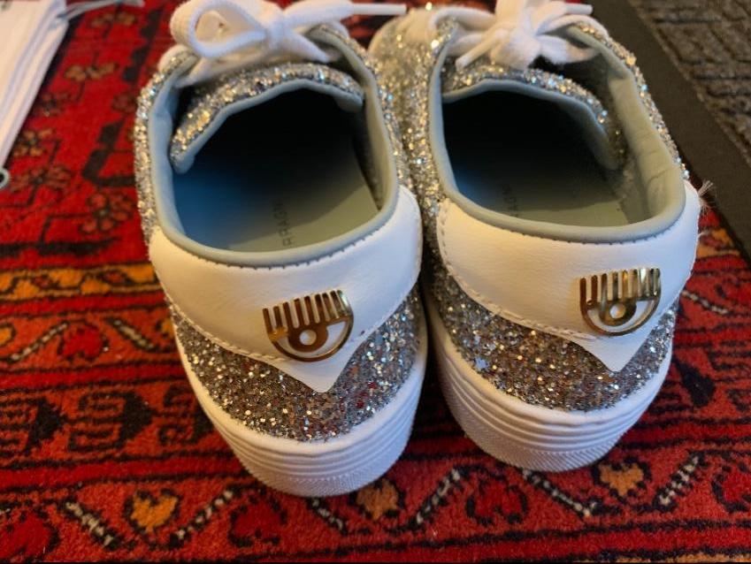 Preowned Chiara Ferragni glitter low-top trainers Size 35 Silver rubber