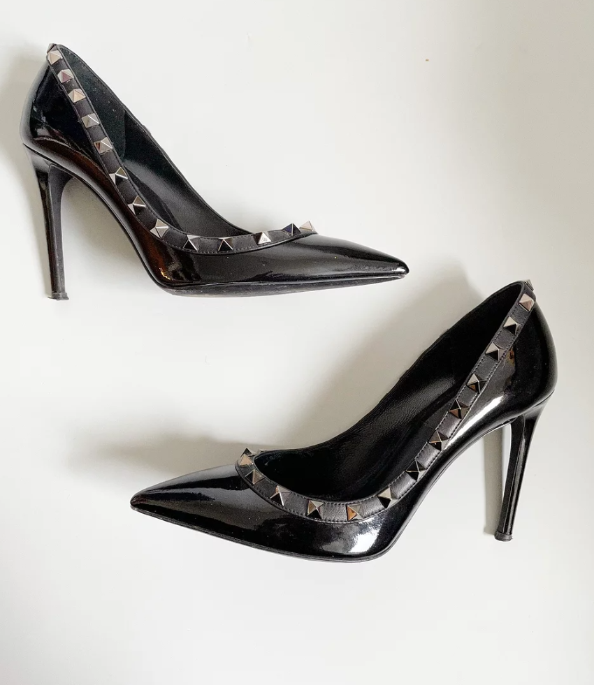 Preowned Valentino Rockstud Noir Patent Pumps Size 365 Black leather