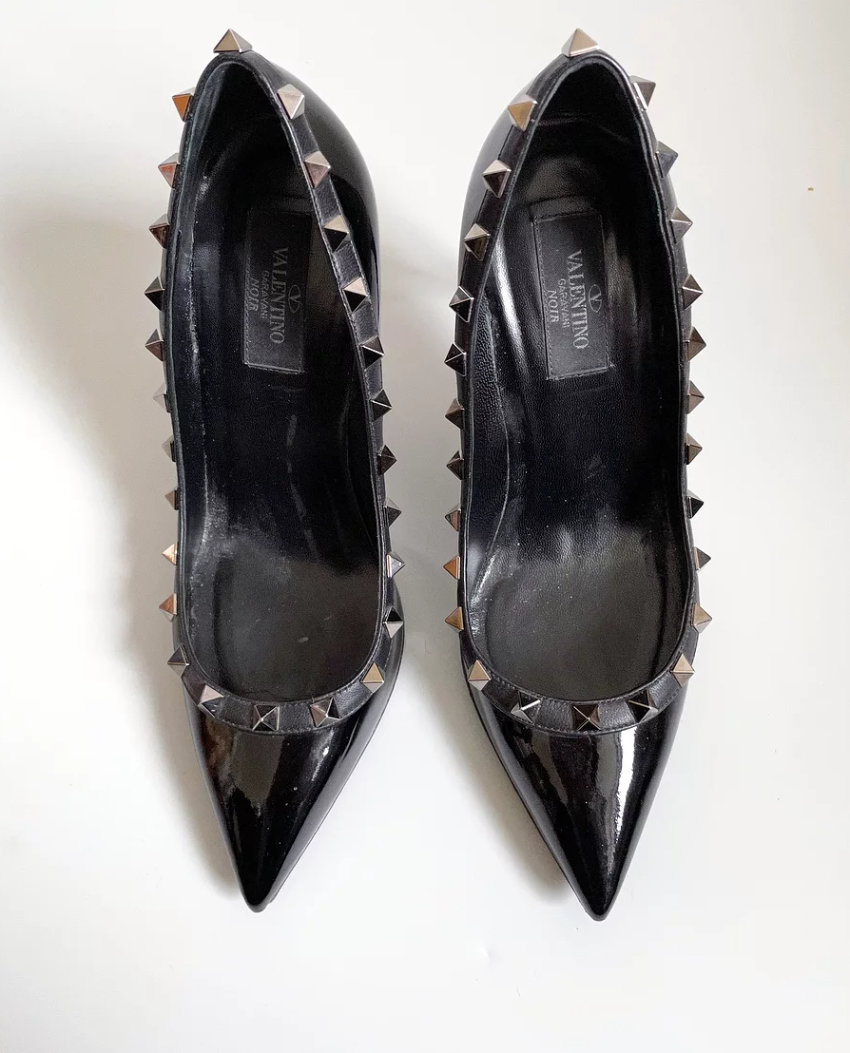 Preowned Valentino Rockstud Noir Patent Pumps Size 365 Black leather