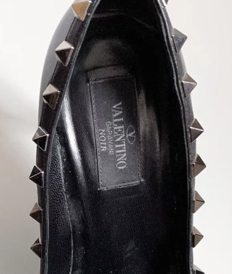 Preowned Valentino Rockstud Noir Patent Pumps Size 365 Black leather