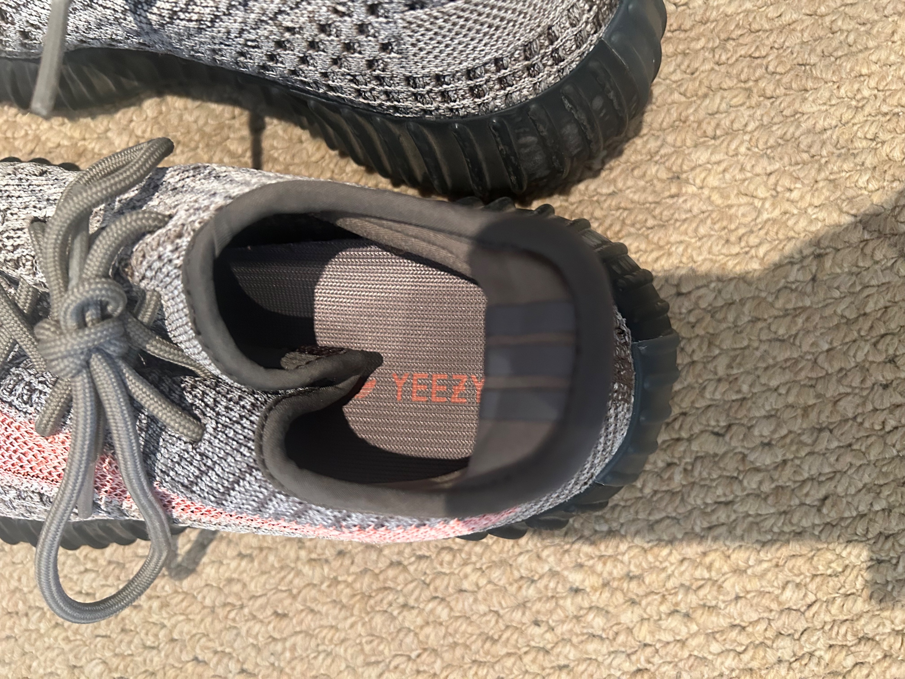 Preowned Yeezy x Adidas Boost 350 V2 Ashto Sneakers Size 385 Ash material