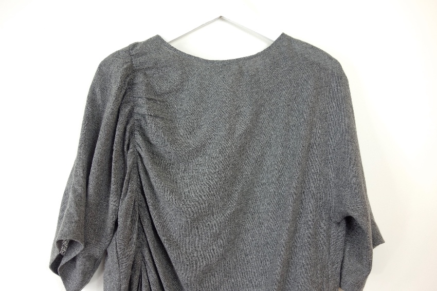 Preowned Bimba Y Lola Grey Ruched Oversize Top Size S viscose