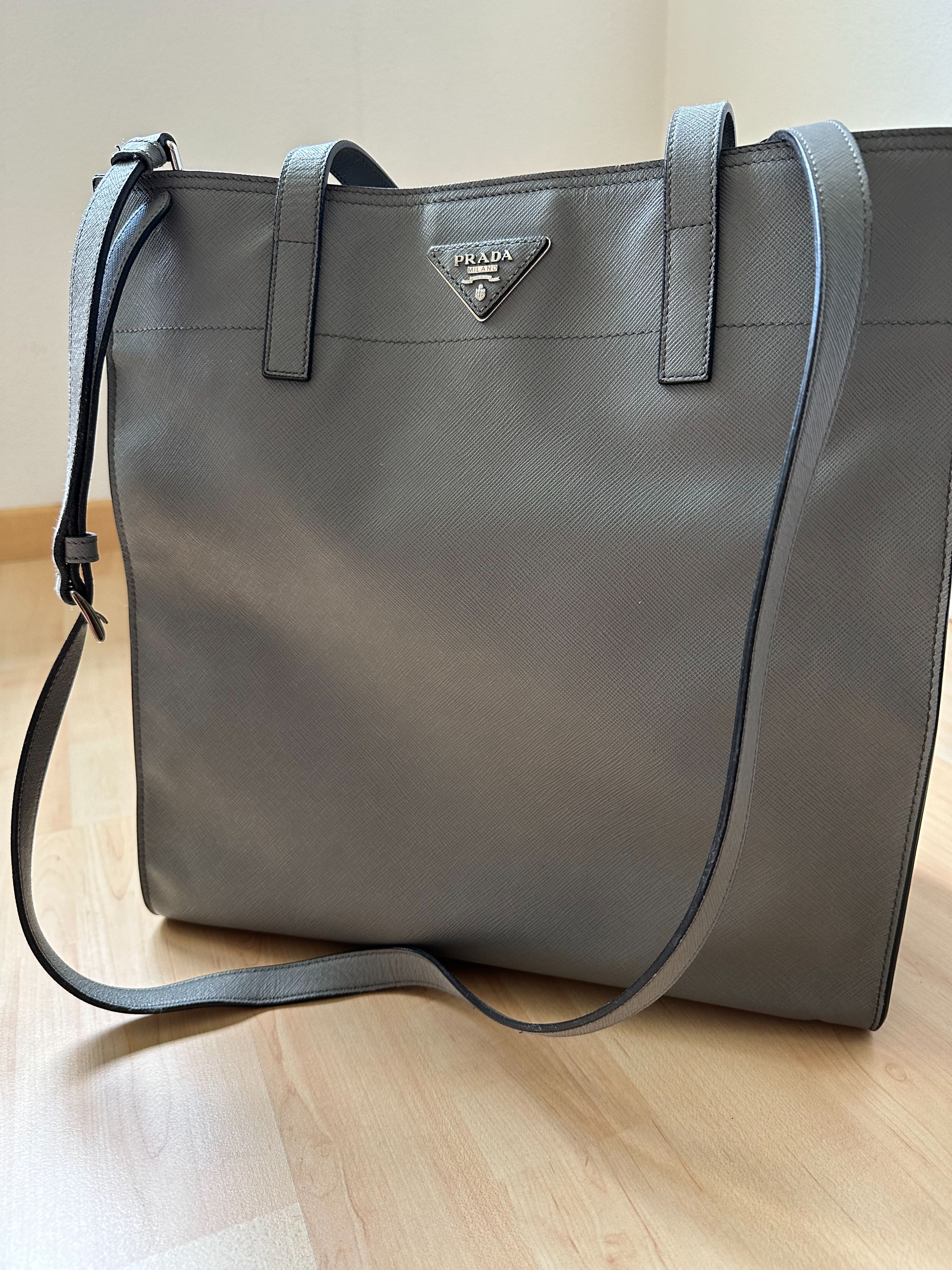 Preowned Prada Grey Saffiano Leather Tote Bag